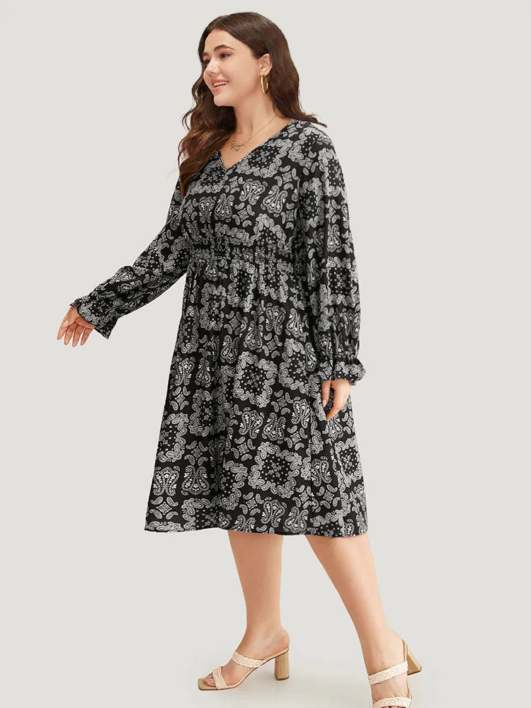 Moroccan Print Shirred Pocket Dress sold by Bloomchic product image thumbnail 2