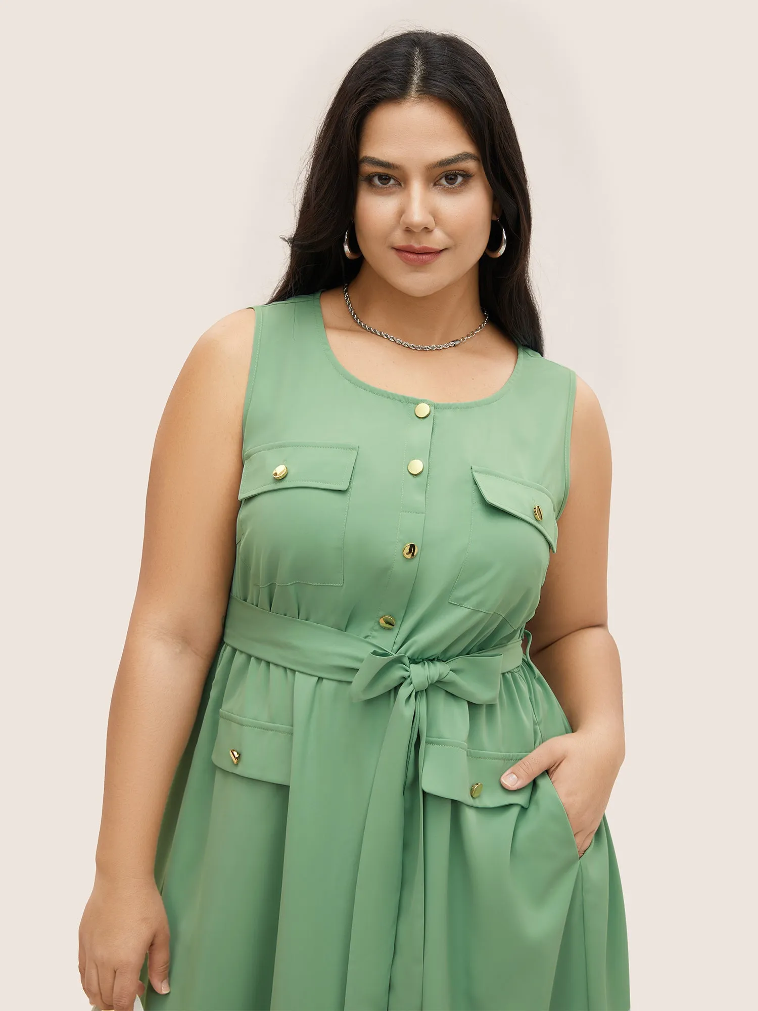 Solid Metal Detail Flap Pocket Sleeveless Dress sold by Bloomchic product image thumbnail 4