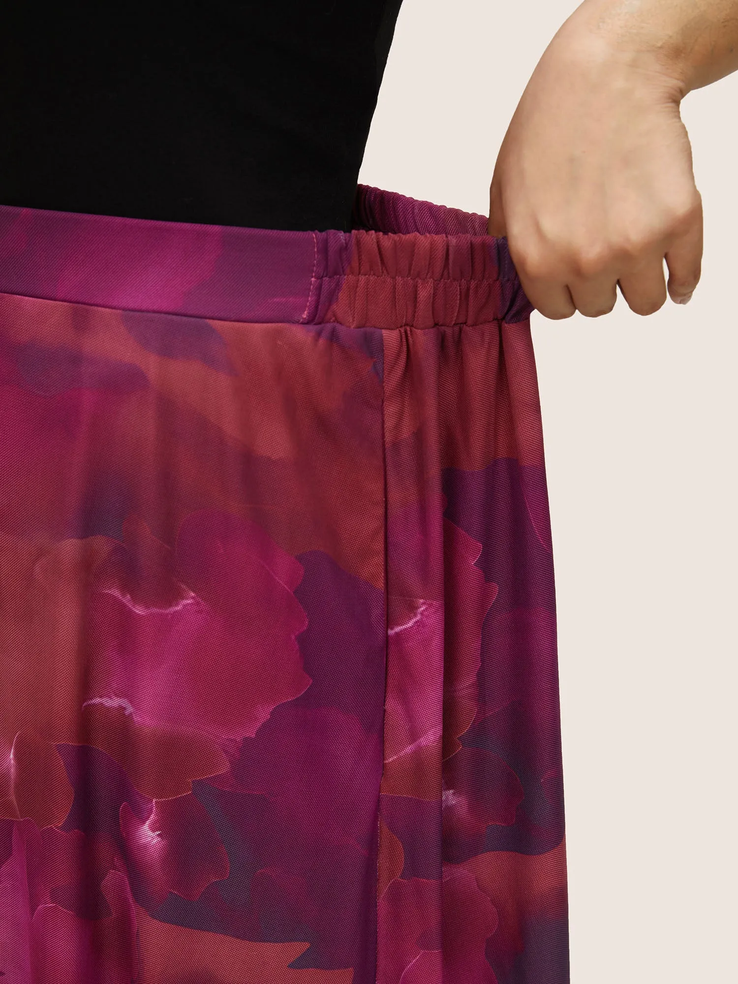 Pixel Flower Elastic Waist Patchwork Mesh Skirt sold by Bloomchic product image thumbnail 4