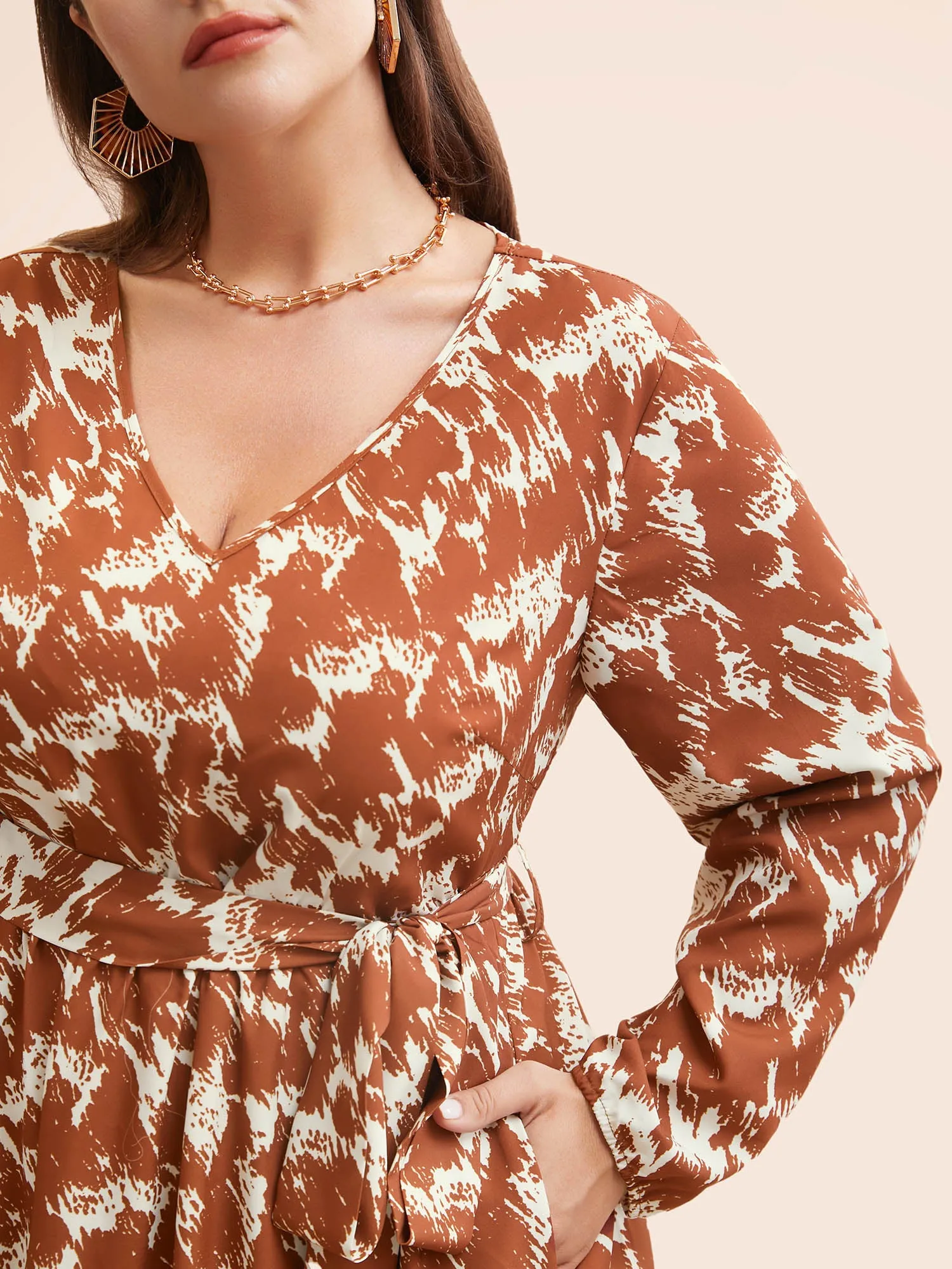 Brush Print Lantern Sleeve Belted Dress sold by Bloomchic product image thumbnail 2