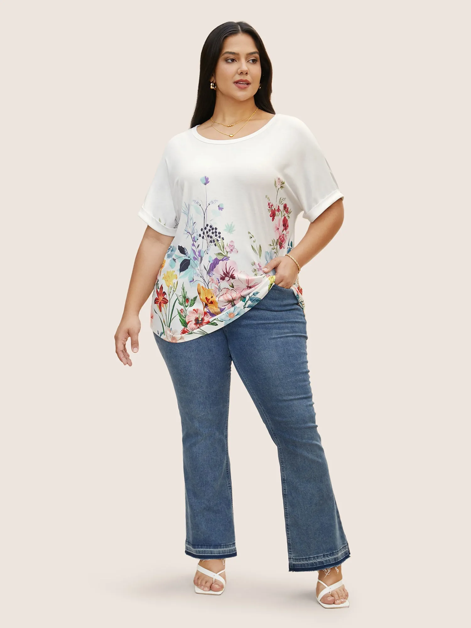 Round Neck Natural Flowers Cuffed Sleeve T-shirt sold by Bloomchic product image thumbnail 2