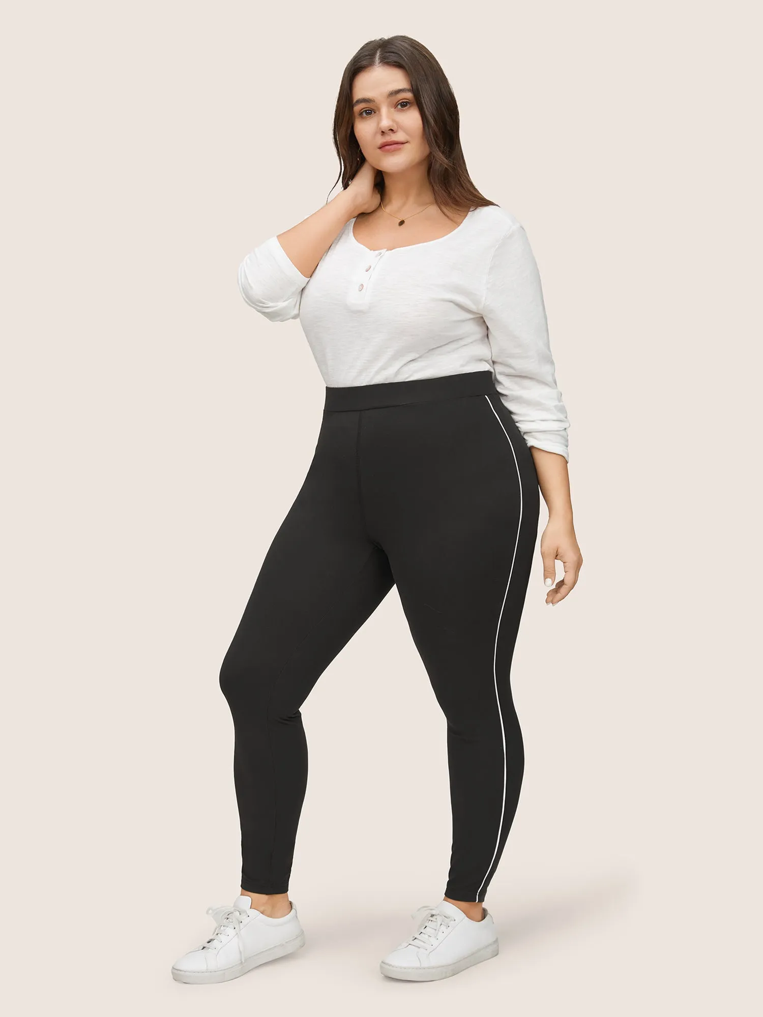Contrast Seam Detail High Rise Leggings sold by Bloomchic product image thumbnail 3