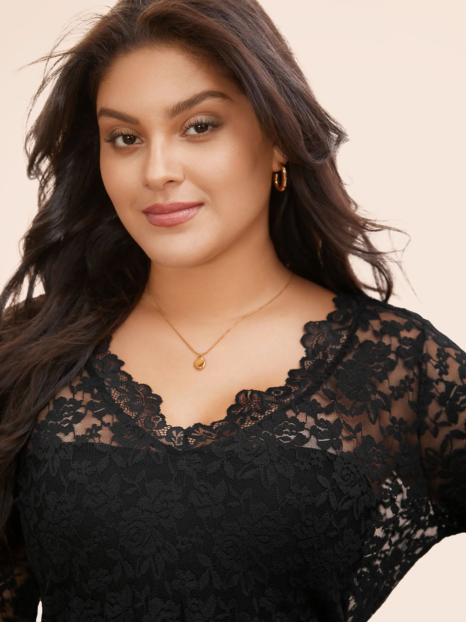 V Neck Lace Panel Mesh T-shirt sold by Bloomchic product image thumbnail 2