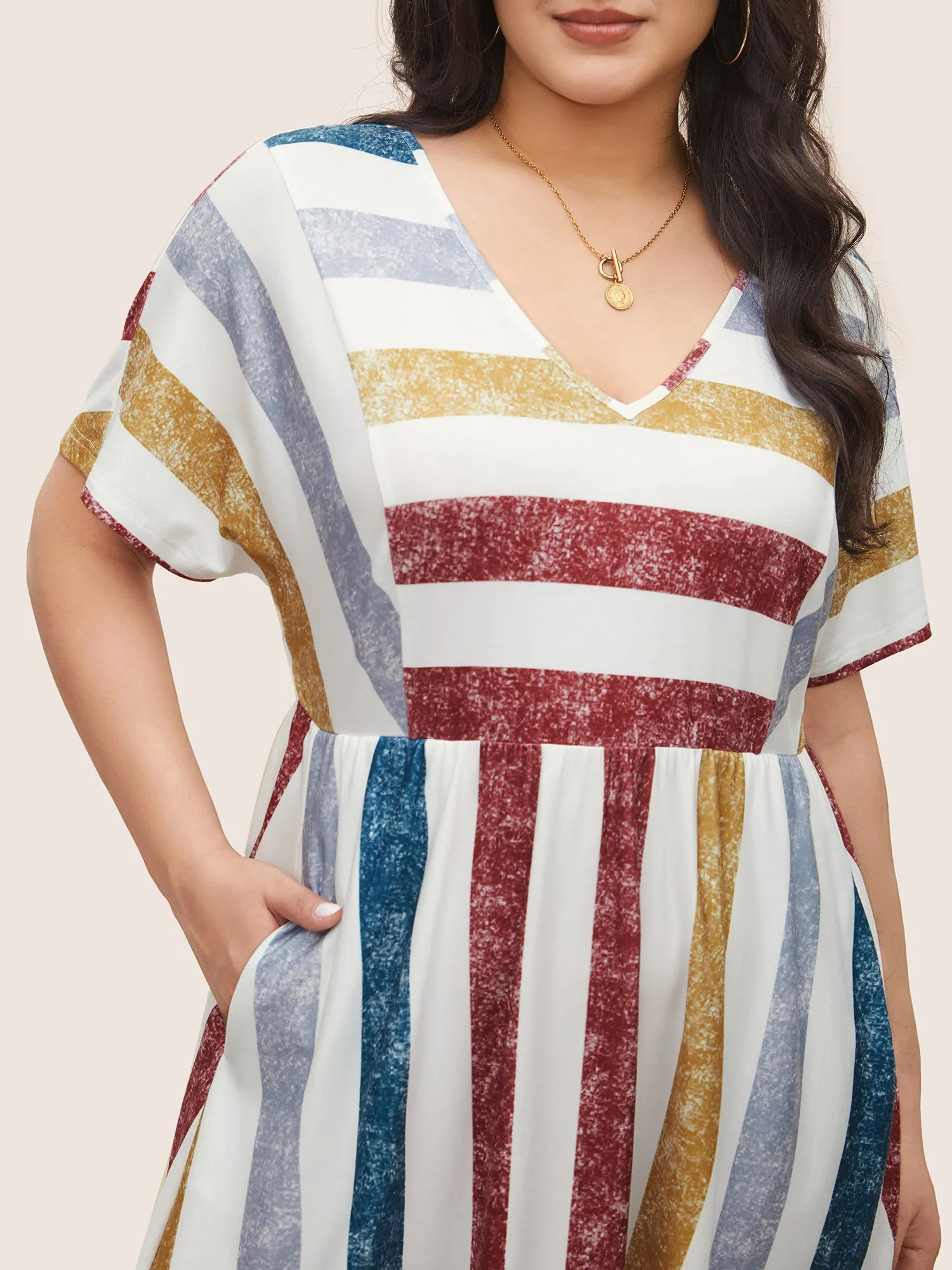 Color Striped Pocket Batwing Sleeve Dress sold by Bloomchic product image thumbnail 4