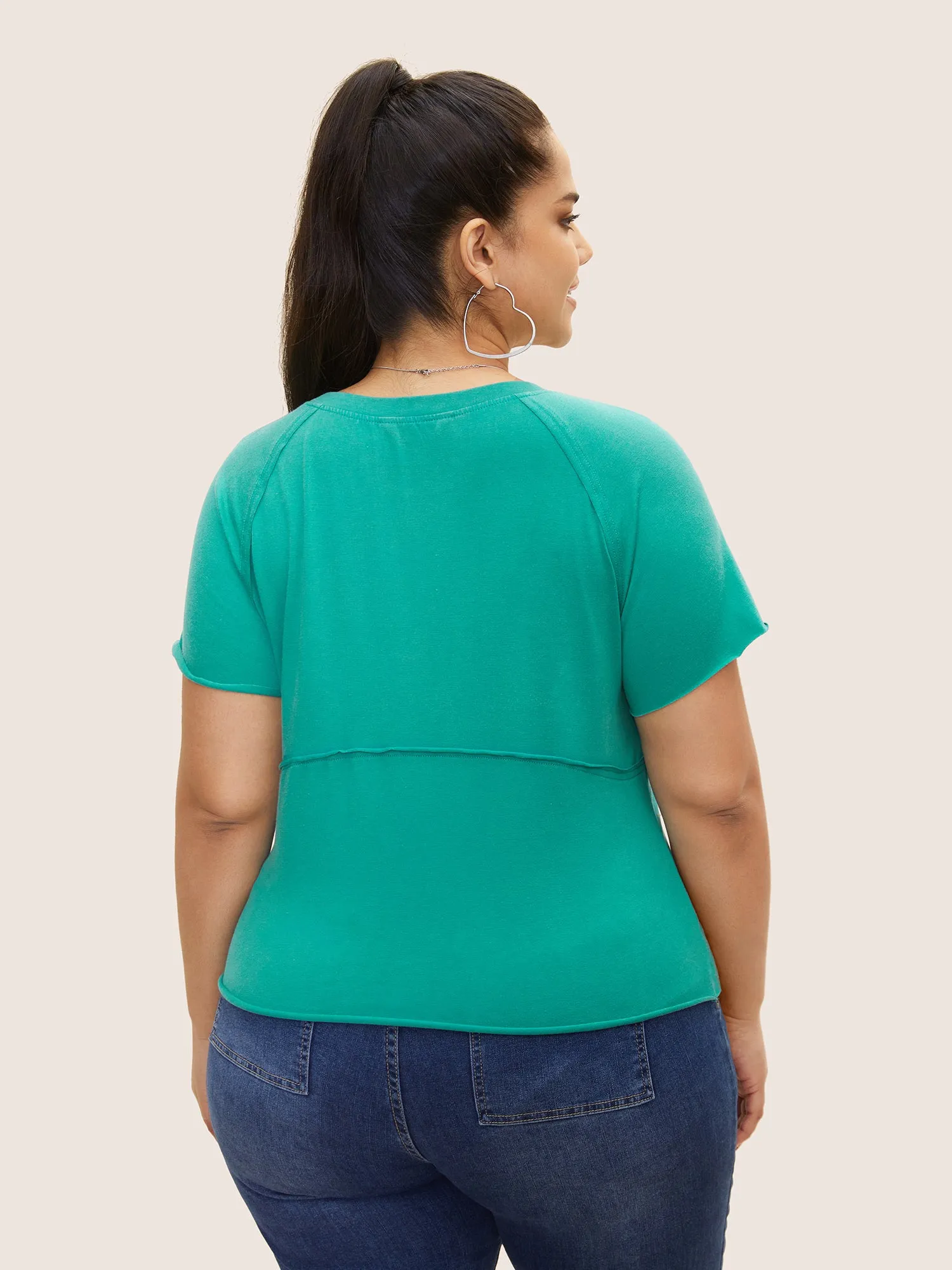 Round Neck Pleated Raglan Sleeve T-shirt sold by Bloomchic product image thumbnail 2