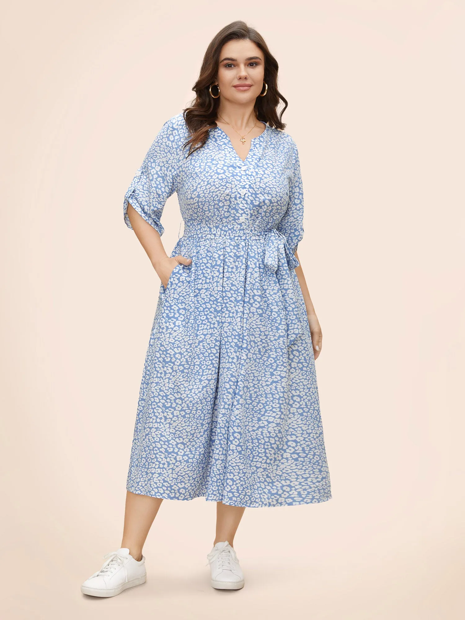 Daisy Print Midi Tab Sleeve Dress sold by Bloomchic product image thumbnail 3