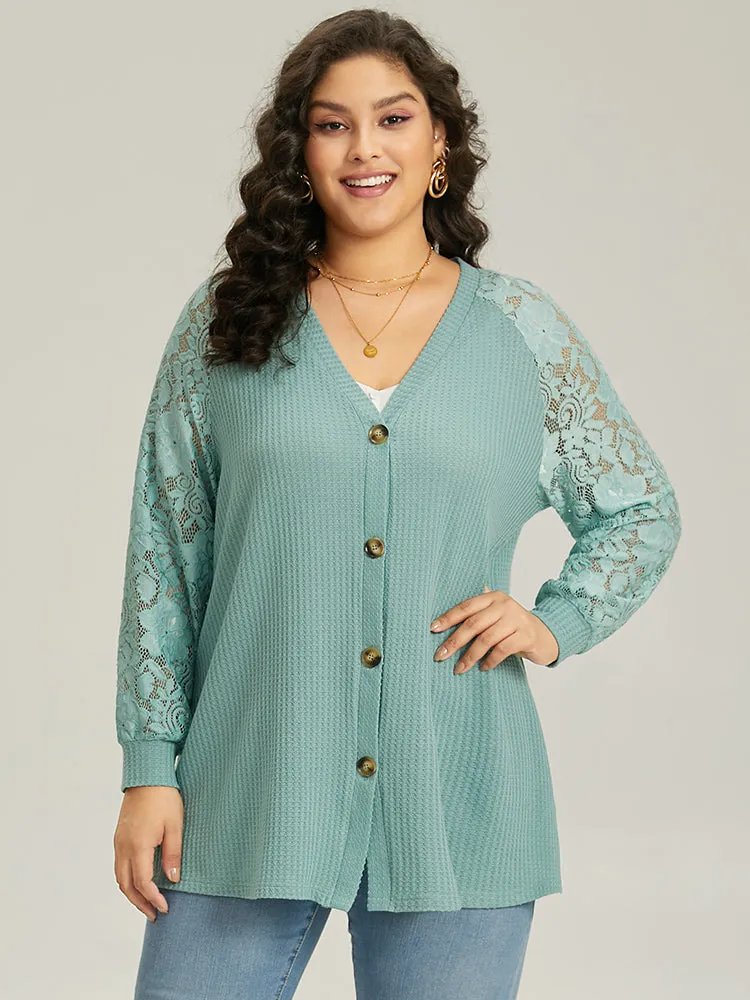 Plain Lace Patchwork Texture Raglan Sleeve Coat sold by Bloomchic product image thumbnail 5