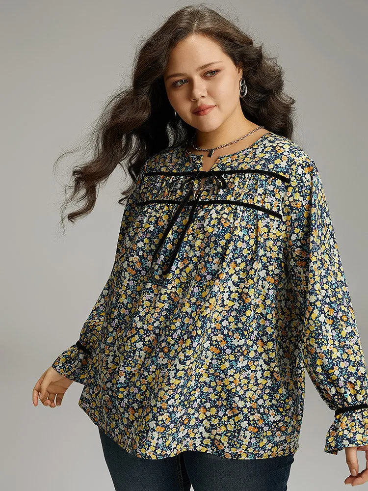 Ditsy Floral Ties Contrast Trim Blouse sold by Bloomchic product image thumbnail 3