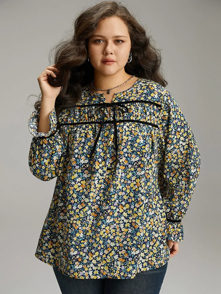 Ditsy Floral Ties Contrast Trim Blouse sold by Bloomchic product image thumbnail 2