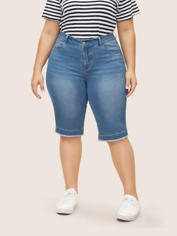 High Rise Frayed Hem Light Wash Jeans sold by Bloomchic