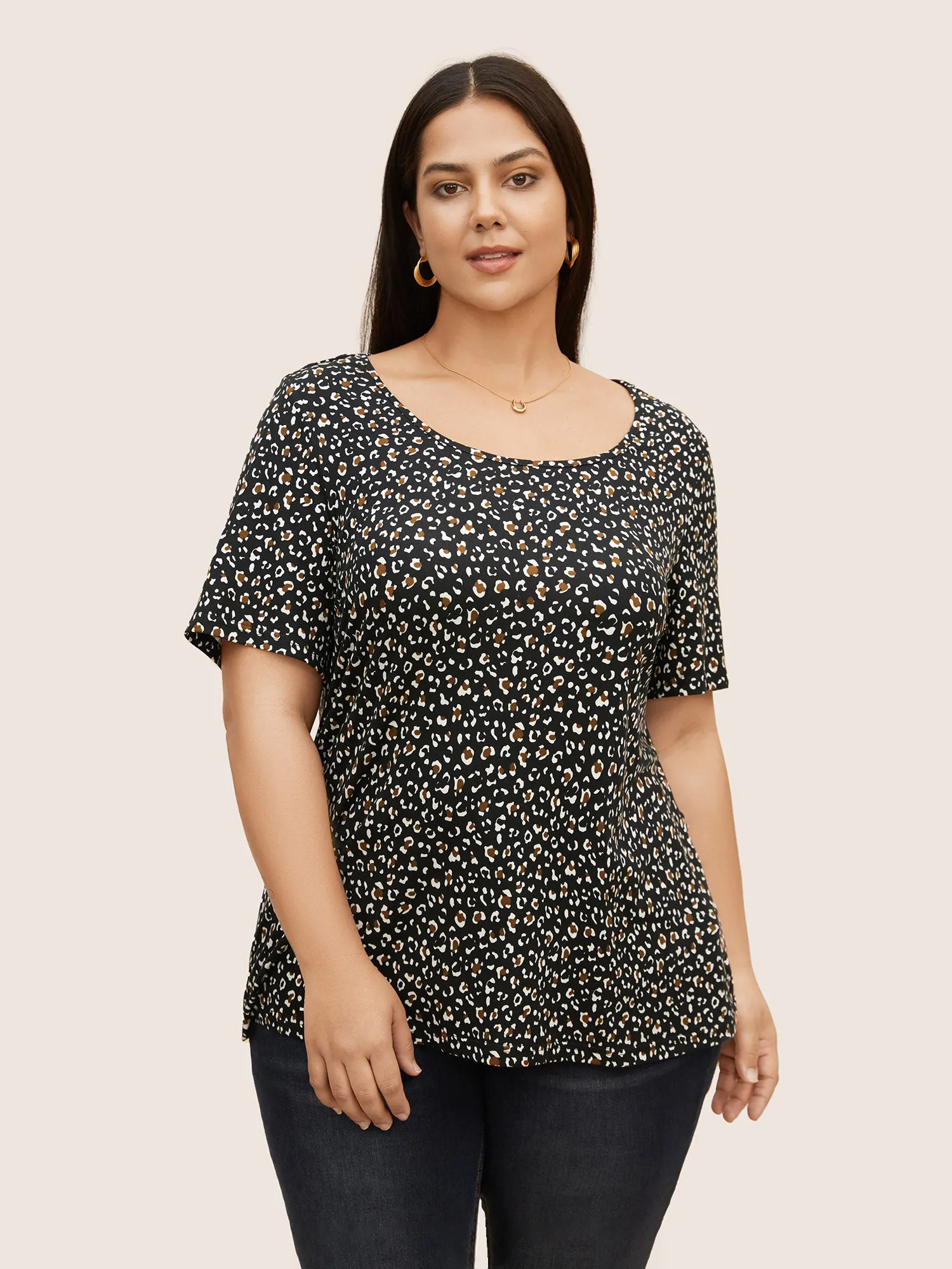 Crew Neck Leopard Print Contrast T-shirt sold by Bloomchic