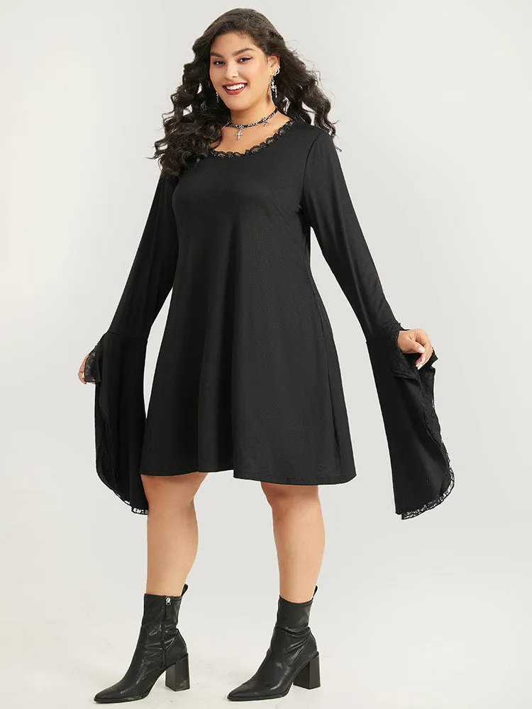 Halloween Crochet Lace Round Neck Bell Sleeve Dress sold by Bloomchic product image thumbnail 4