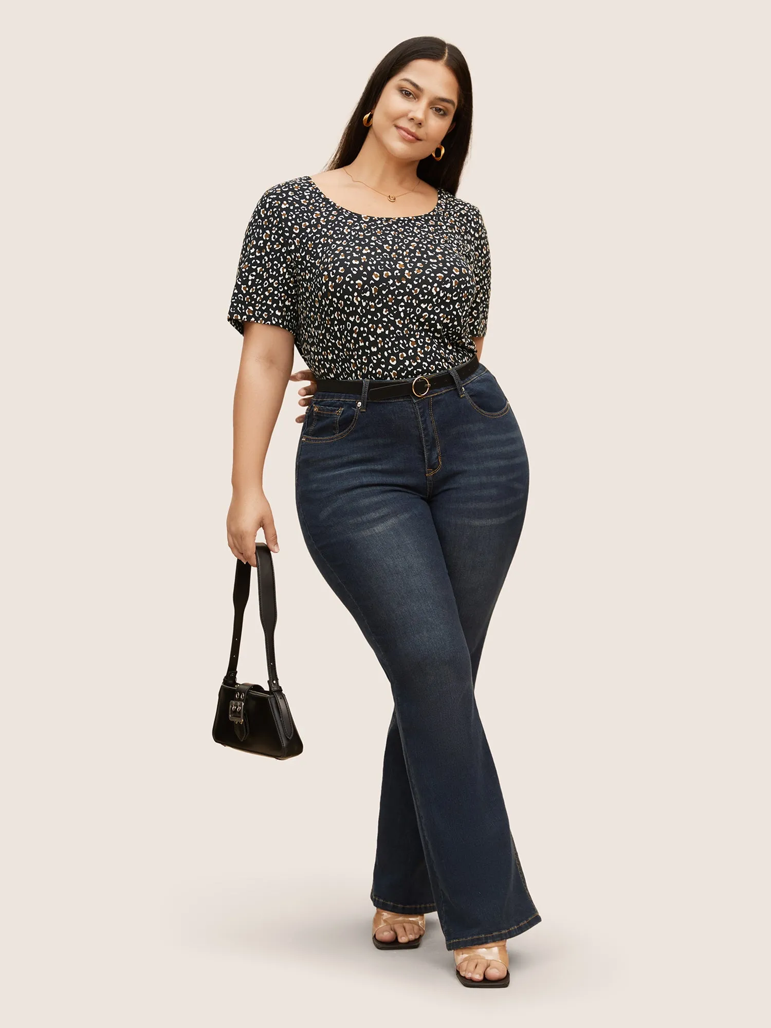 Crew Neck Leopard Print Contrast T-shirt sold by Bloomchic product image thumbnail 3