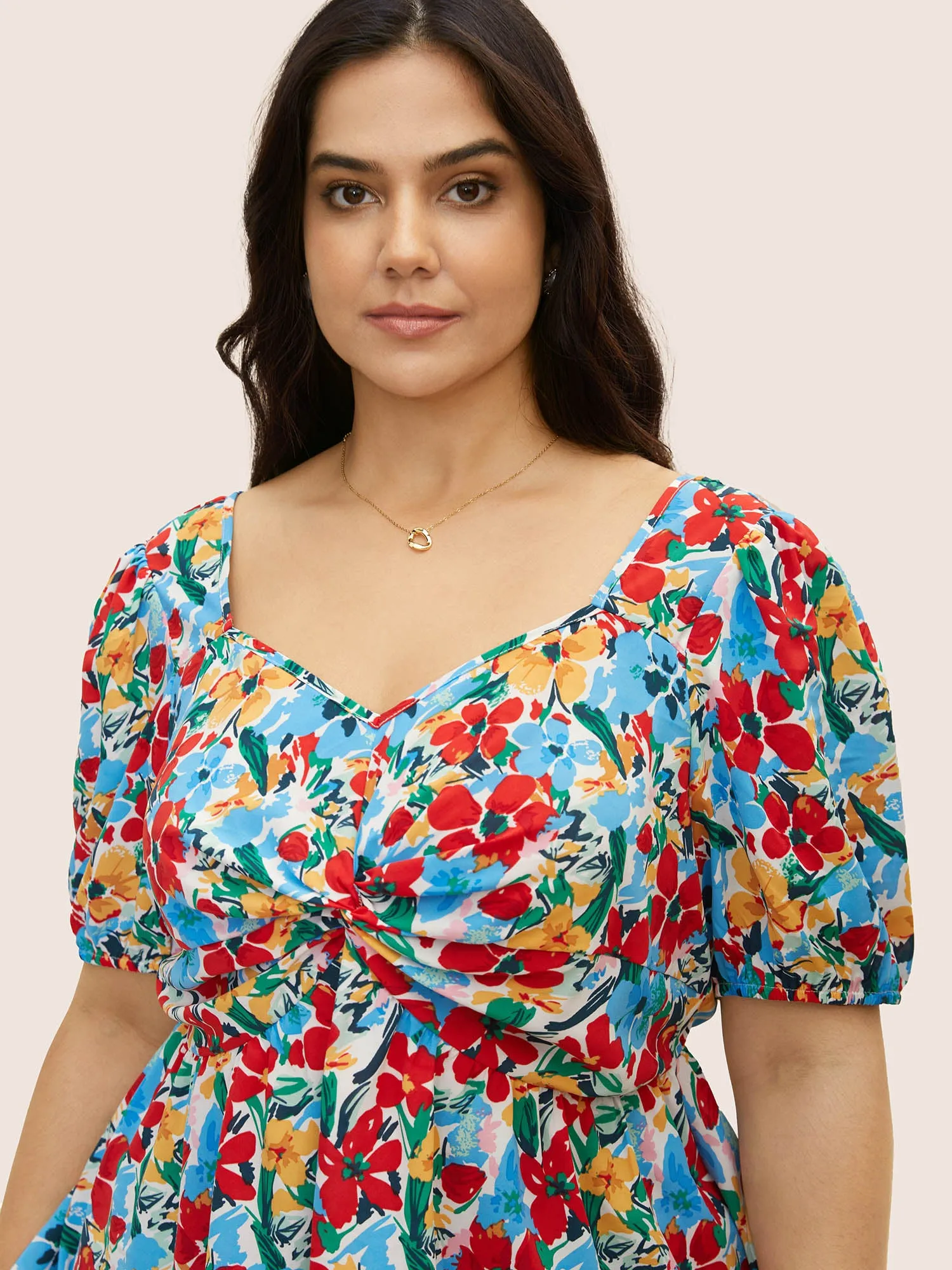 Heart Neckline Floral Twist Front Blouse sold by Bloomchic product image thumbnail 5