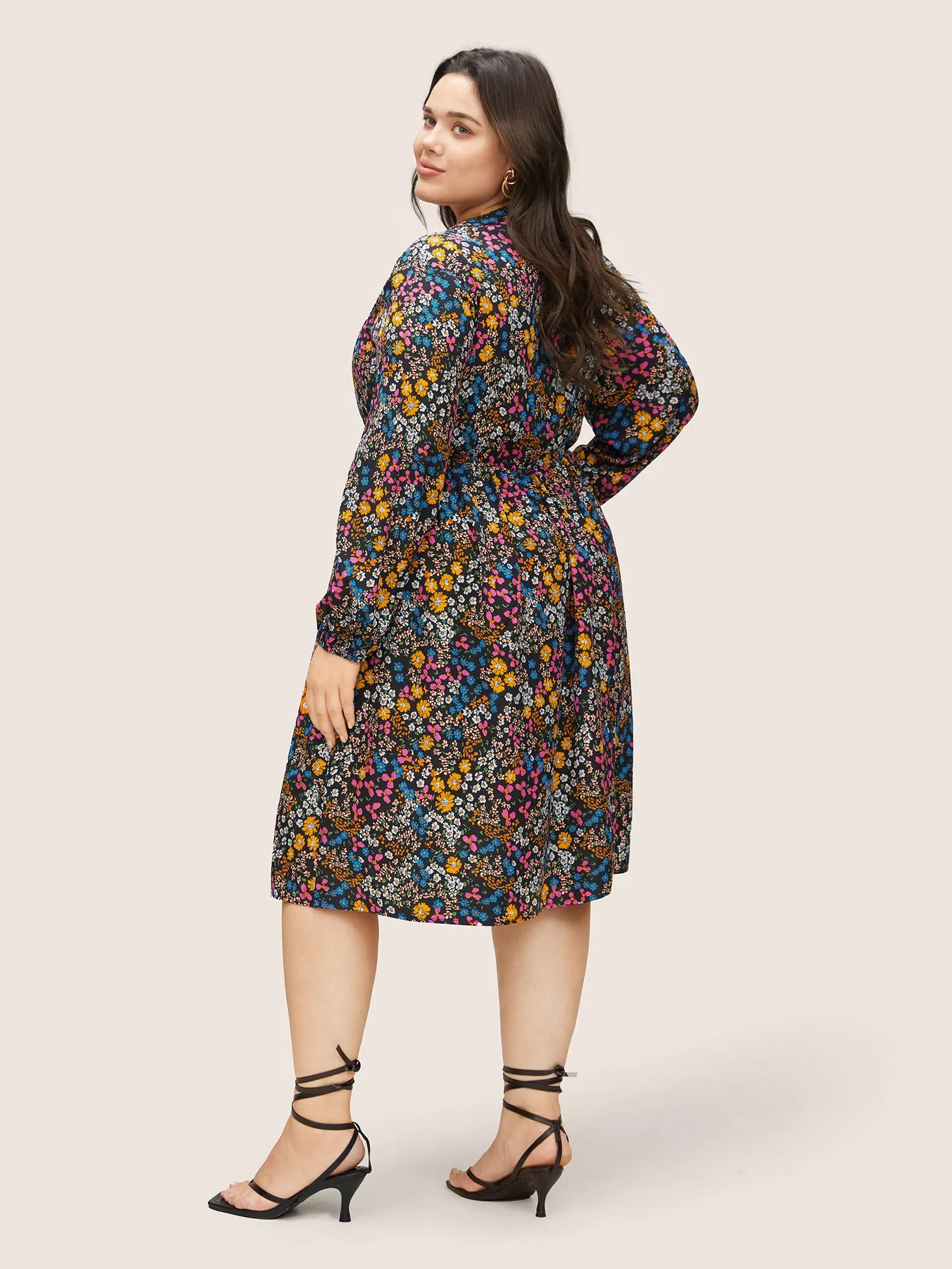Ditsy Floral Notched Pocket Lantern Sleeve Dress sold by Bloomchic product image thumbnail 3