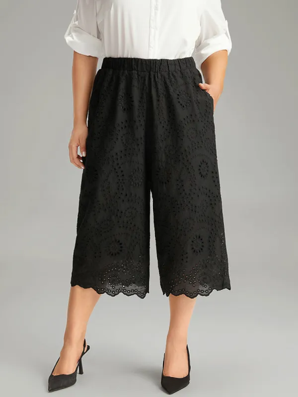 Solid Broderie Anglaise Scalloped Trim Cropped Pants sold by Bloomchic