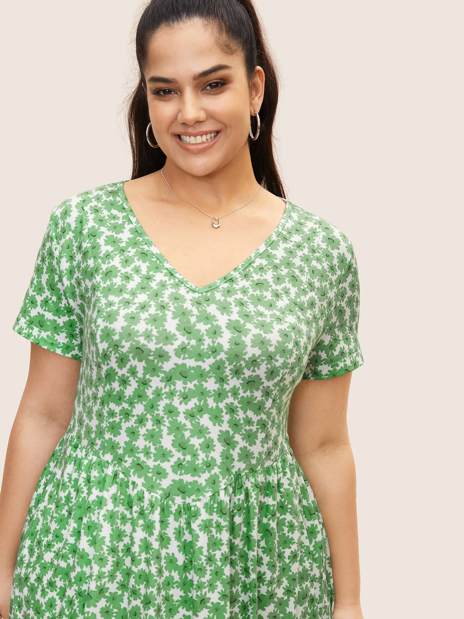 Ditsy Floral Elastic Waist Maxi Dress sold by Bloomchic product image thumbnail 4