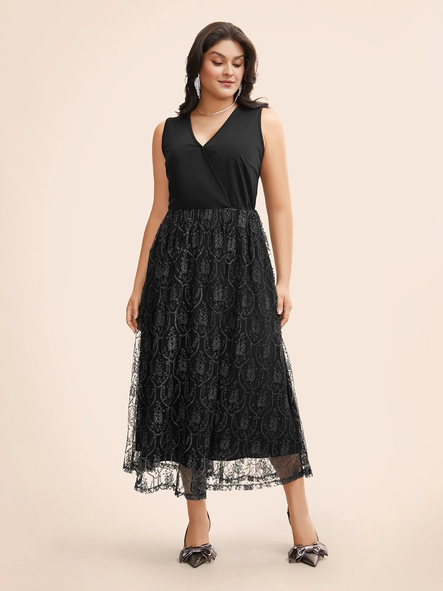 Embroidered Mesh Patchwork Sleeveless Dress sold by Bloomchic product image thumbnail 3