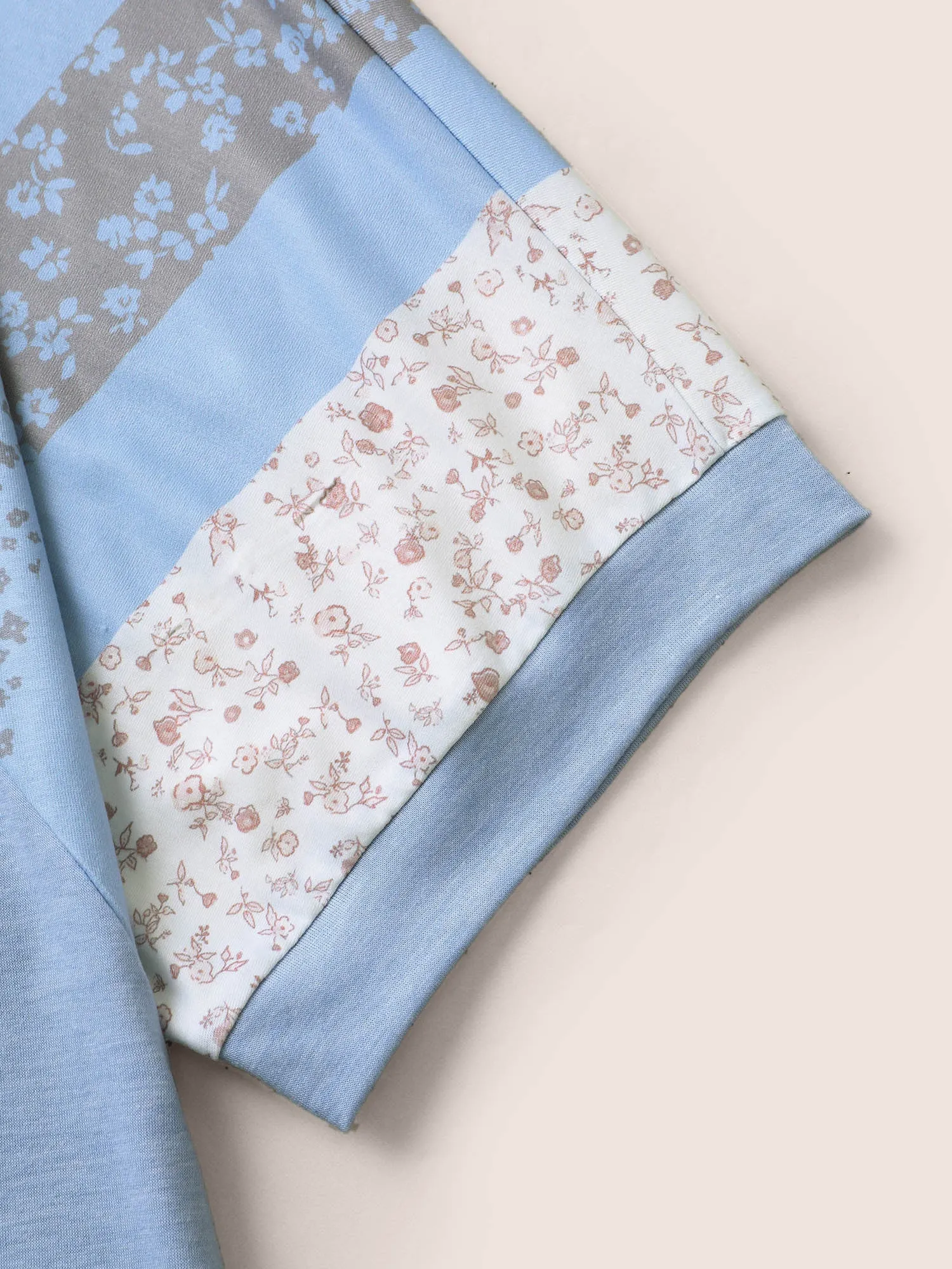 Bandana Print Patchwork Raglan Sleeve T-shirt sold by Bloomchic product image thumbnail 5