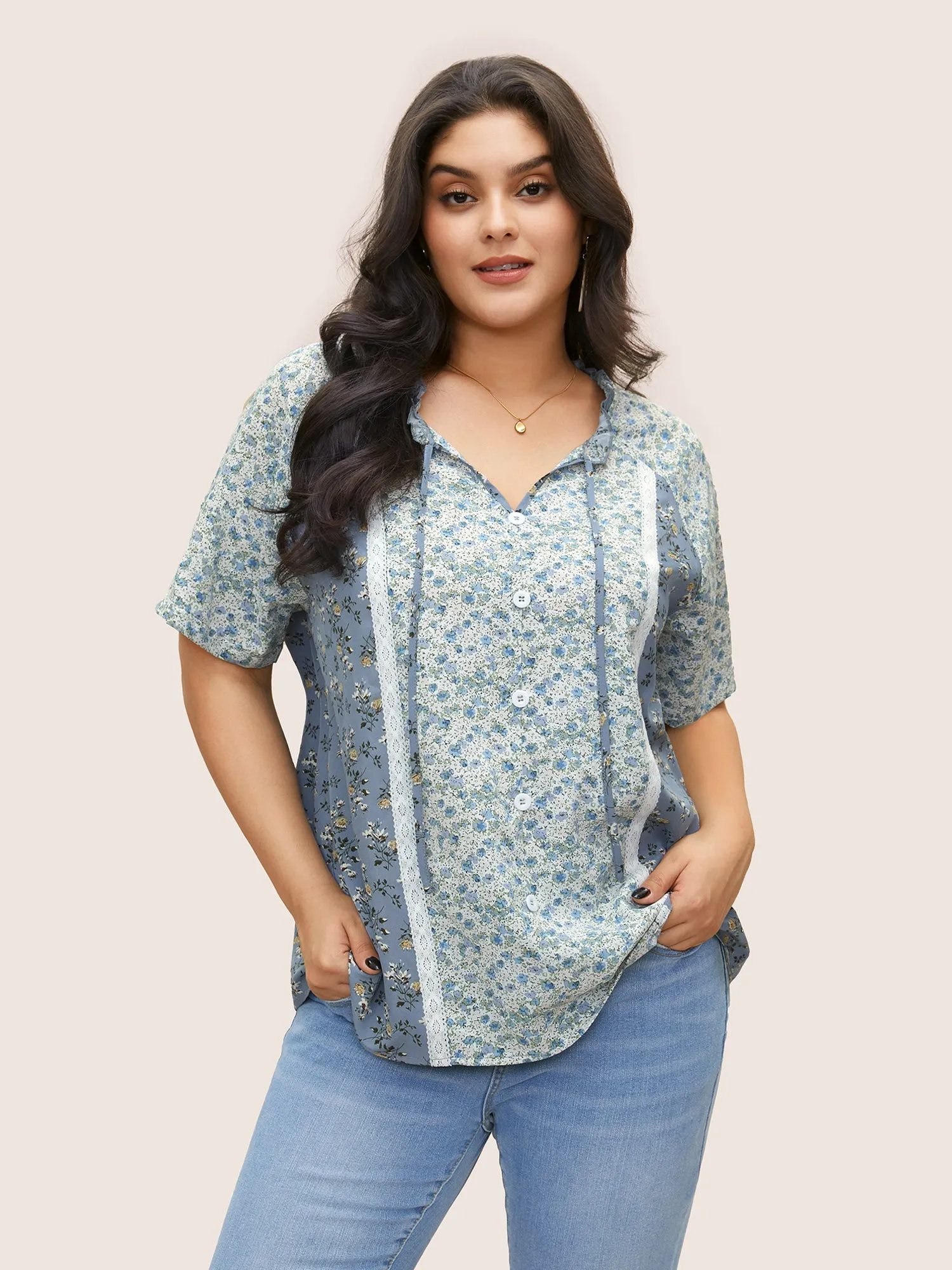 Ditsy Floral Ruffles Lace Patchwork Ties Blouse sold by Bloomchic product image thumbnail 2