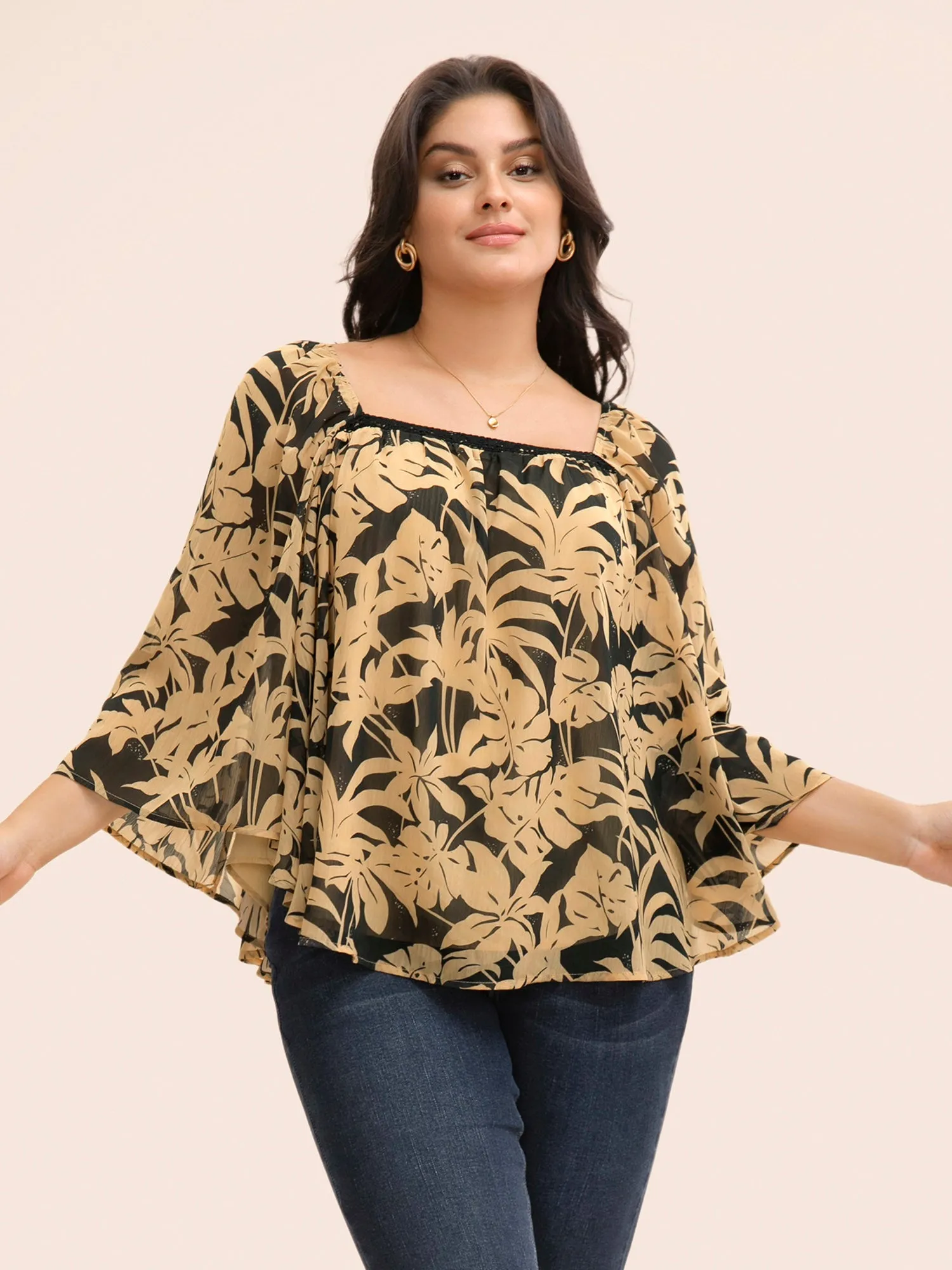 Silhouette Floral Print Batwing Sleeve Contrast Webbing Blouse sold by Bloomchic