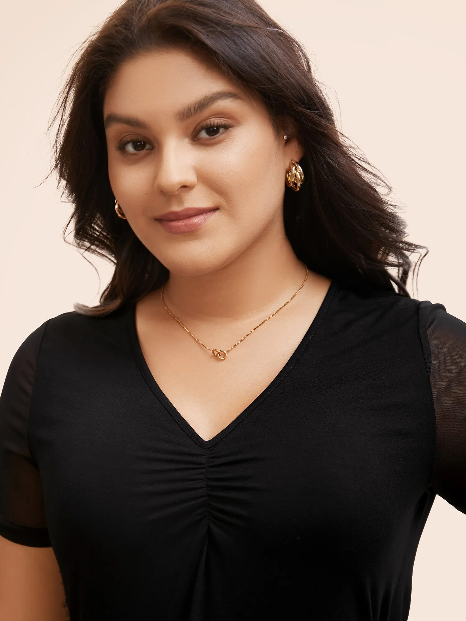 V Neck Mesh Patchwork Ruched T-shirt sold by Bloomchic product image thumbnail 4