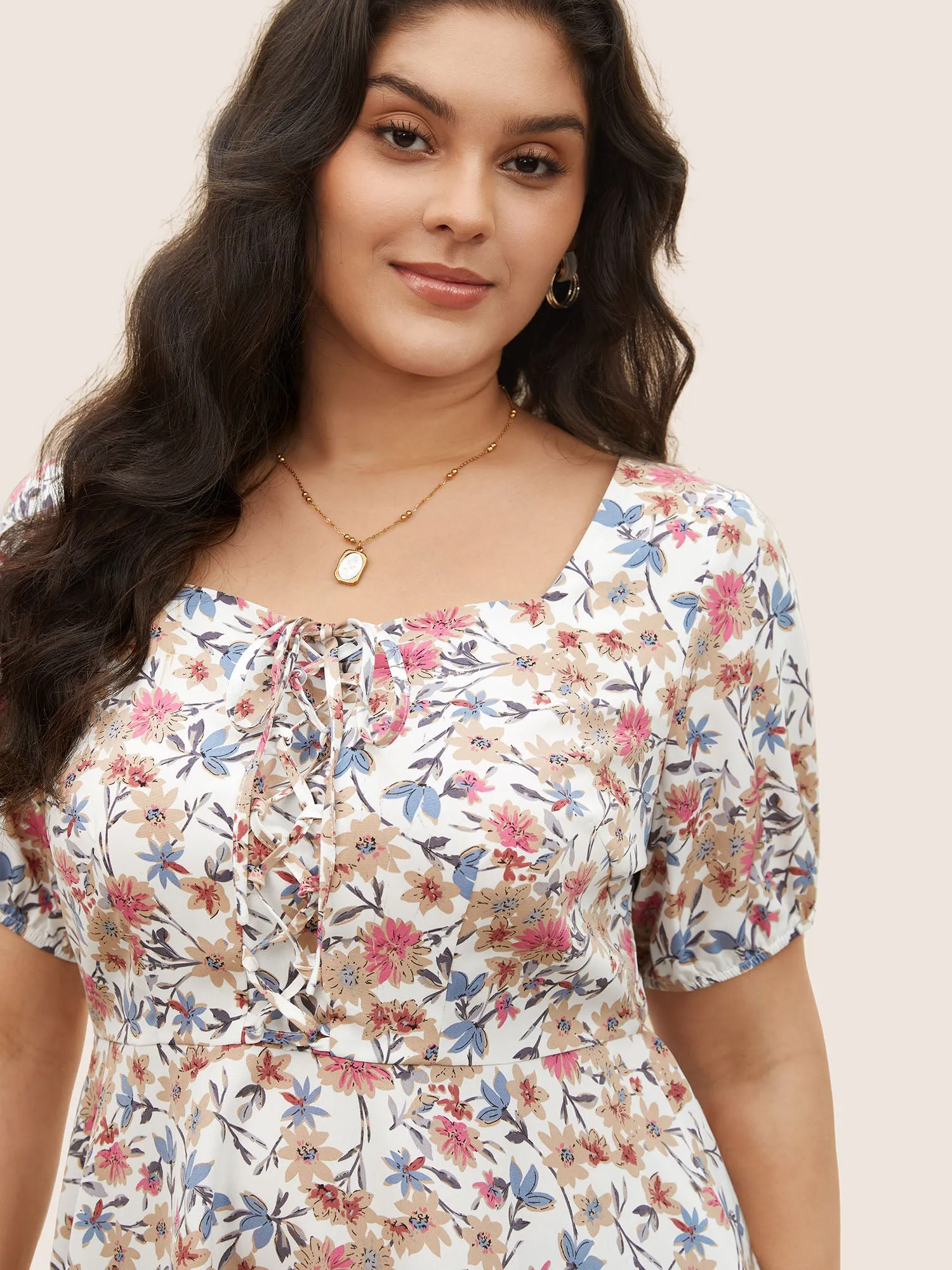 Floral Lace Up Gathered Lantern Sleeve Blouse sold by Bloomchic product image thumbnail 3