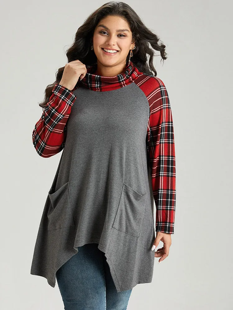 Christmas Plaid Pocket Patchwork Asymmetrical Hem T-shirt sold by Bloomchic product image thumbnail 4