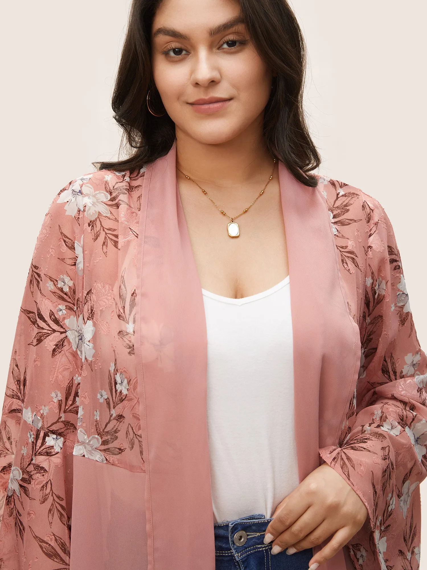 Chiffon Jacquard Floral Patchwork Kimono sold by Bloomchic product image thumbnail 3