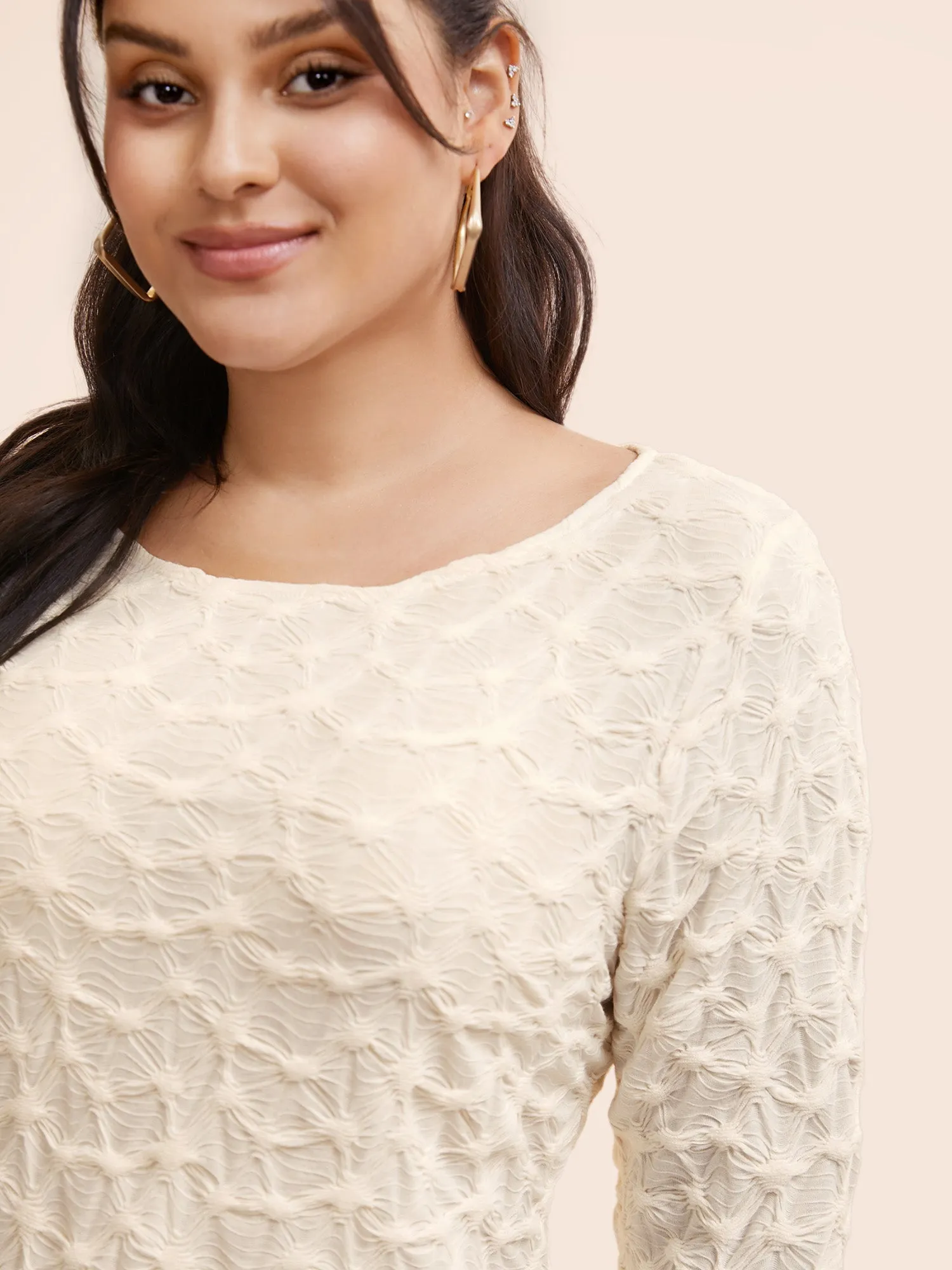 Plain Texture Boat Neck T-shirt sold by Bloomchic product image thumbnail 2