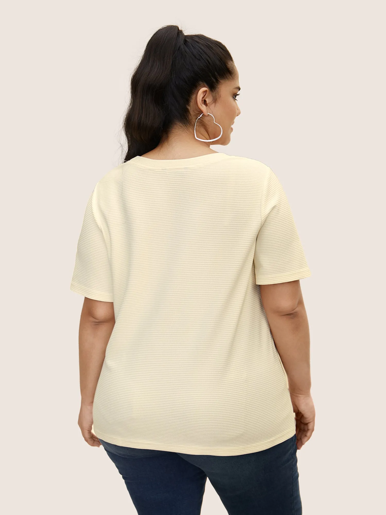 Solid Waffle Knit Patched Pocket T-shirt sold by Bloomchic product image thumbnail 2