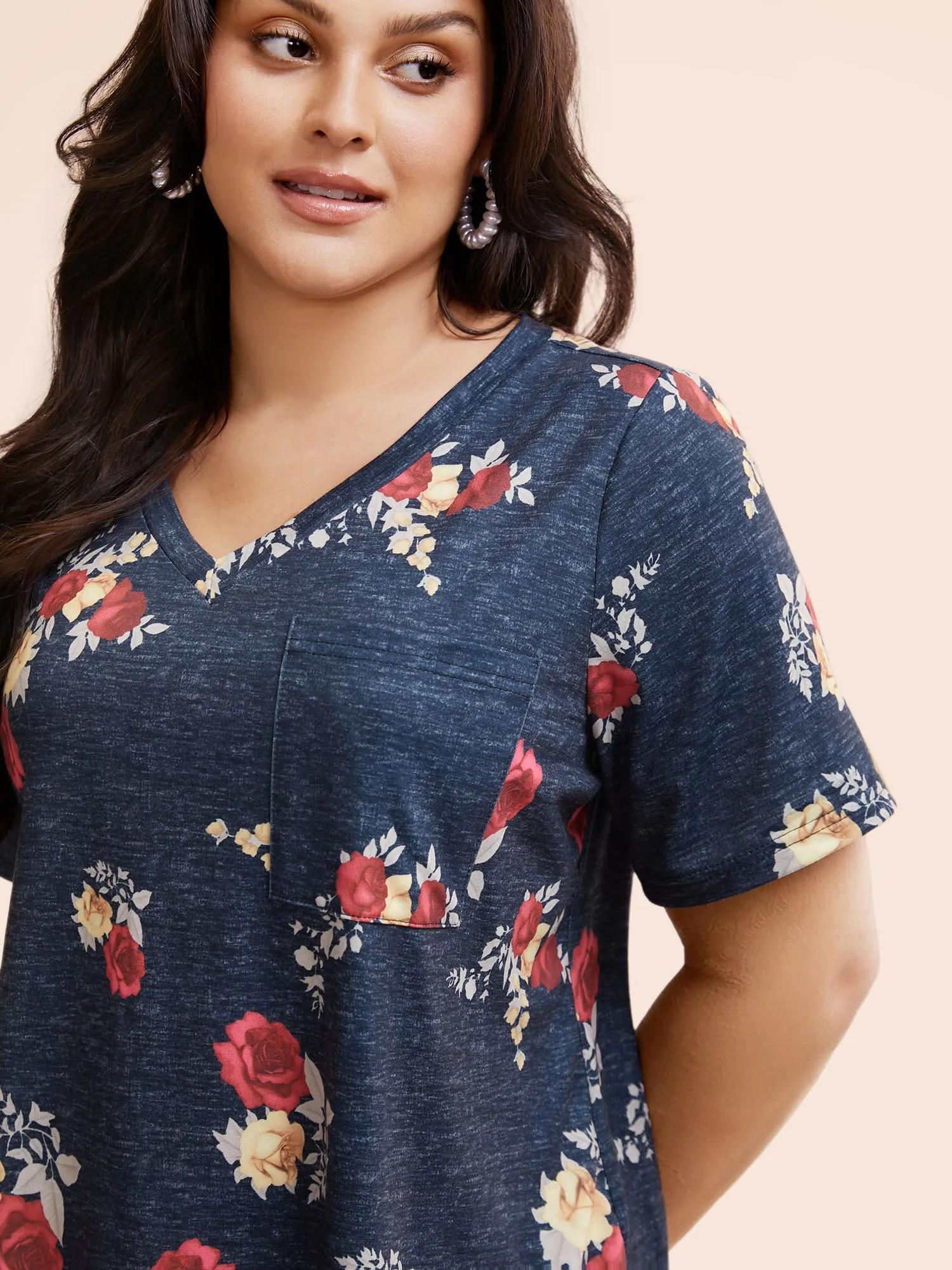 Floral Print Heather Patched Pocket T-shirt sold by Bloomchic product image thumbnail 3