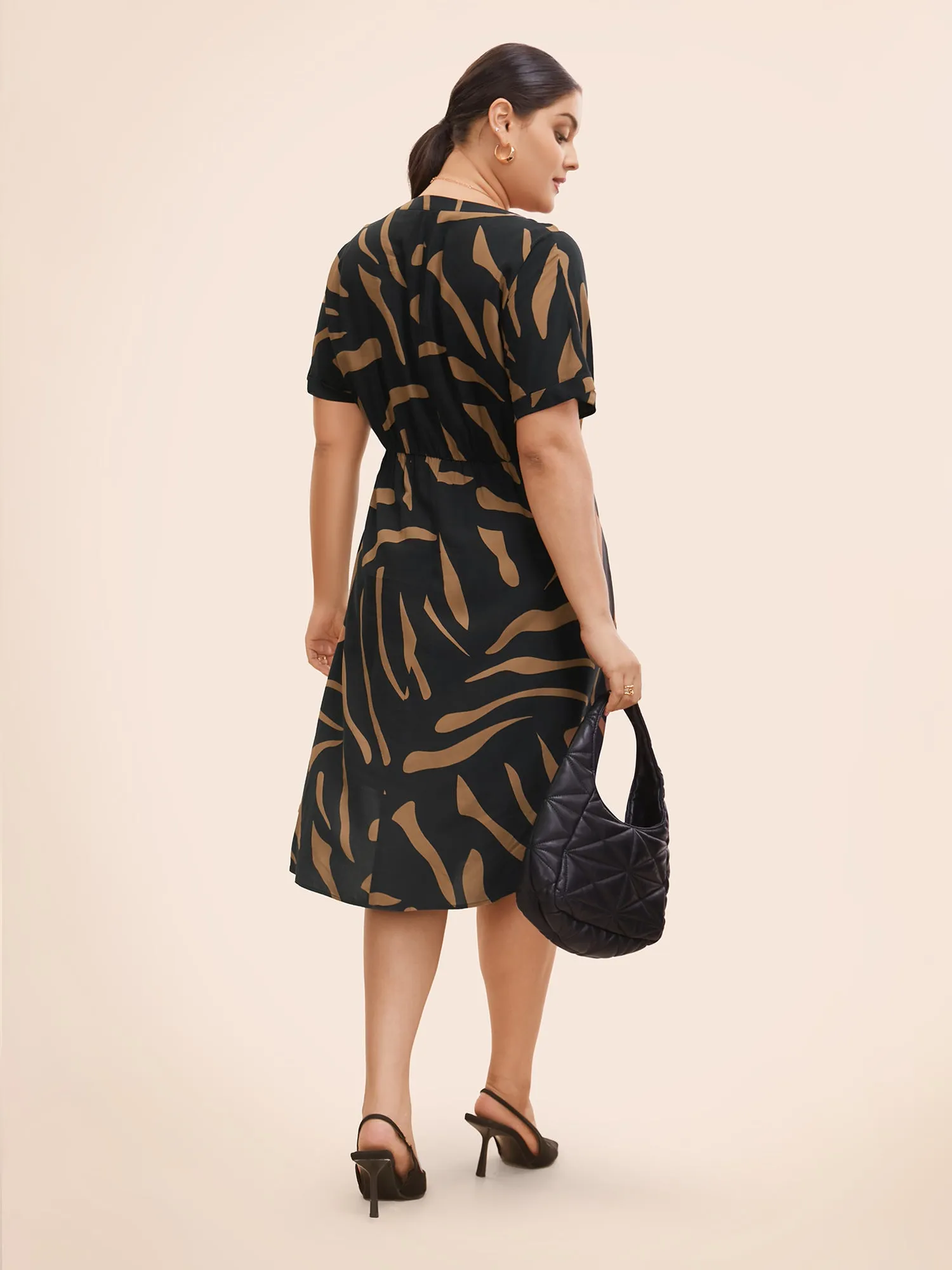 Geometric Elastic Waist Batwing Sleeve Dress sold by Bloomchic product image thumbnail 3