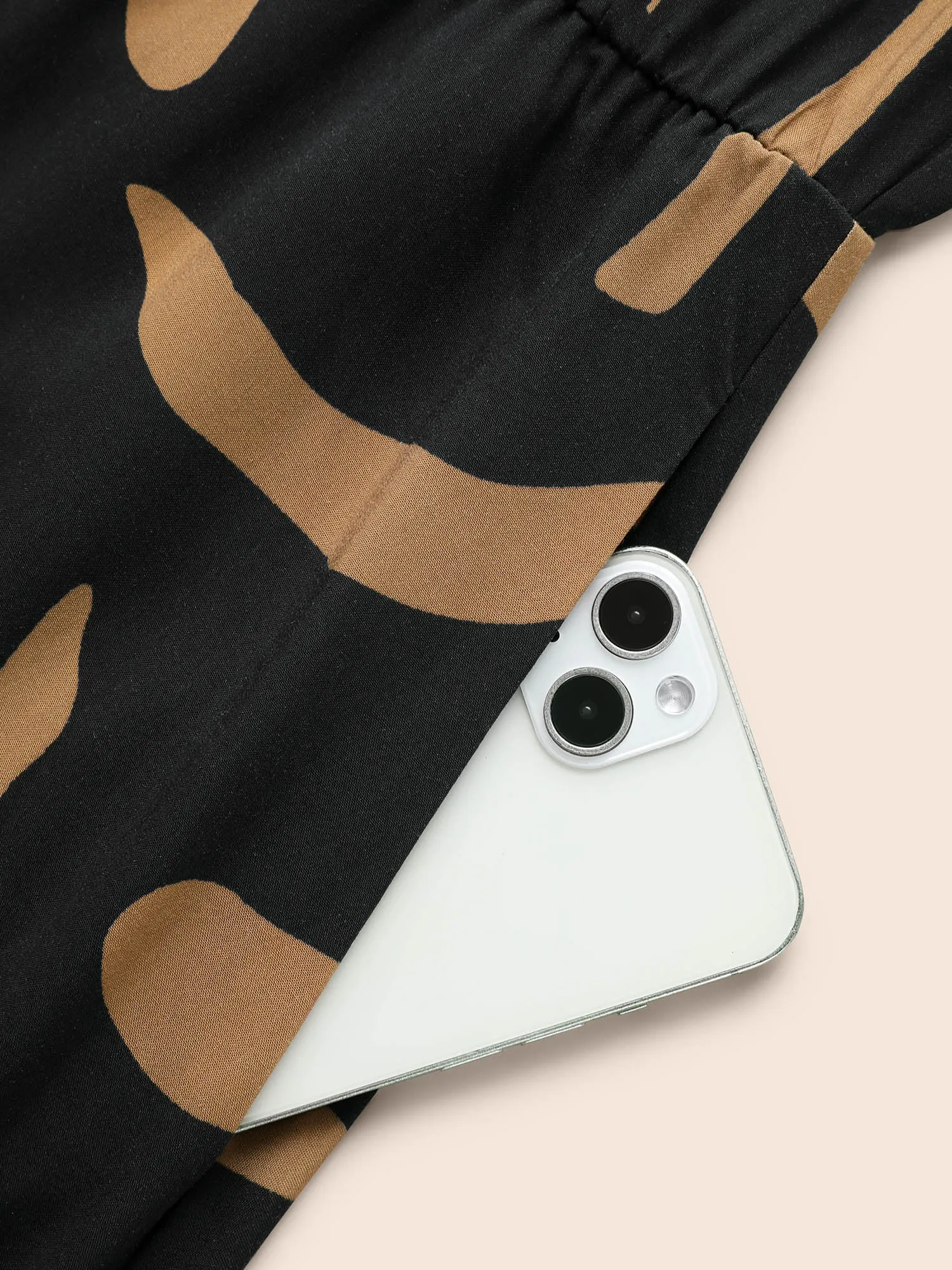 Geometric Elastic Waist Batwing Sleeve Dress sold by Bloomchic product image thumbnail 5