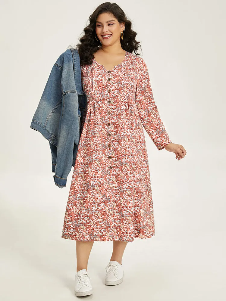 Ditsy Floral Notched Pocket Button Detail Dress sold by Bloomchic product image thumbnail 3