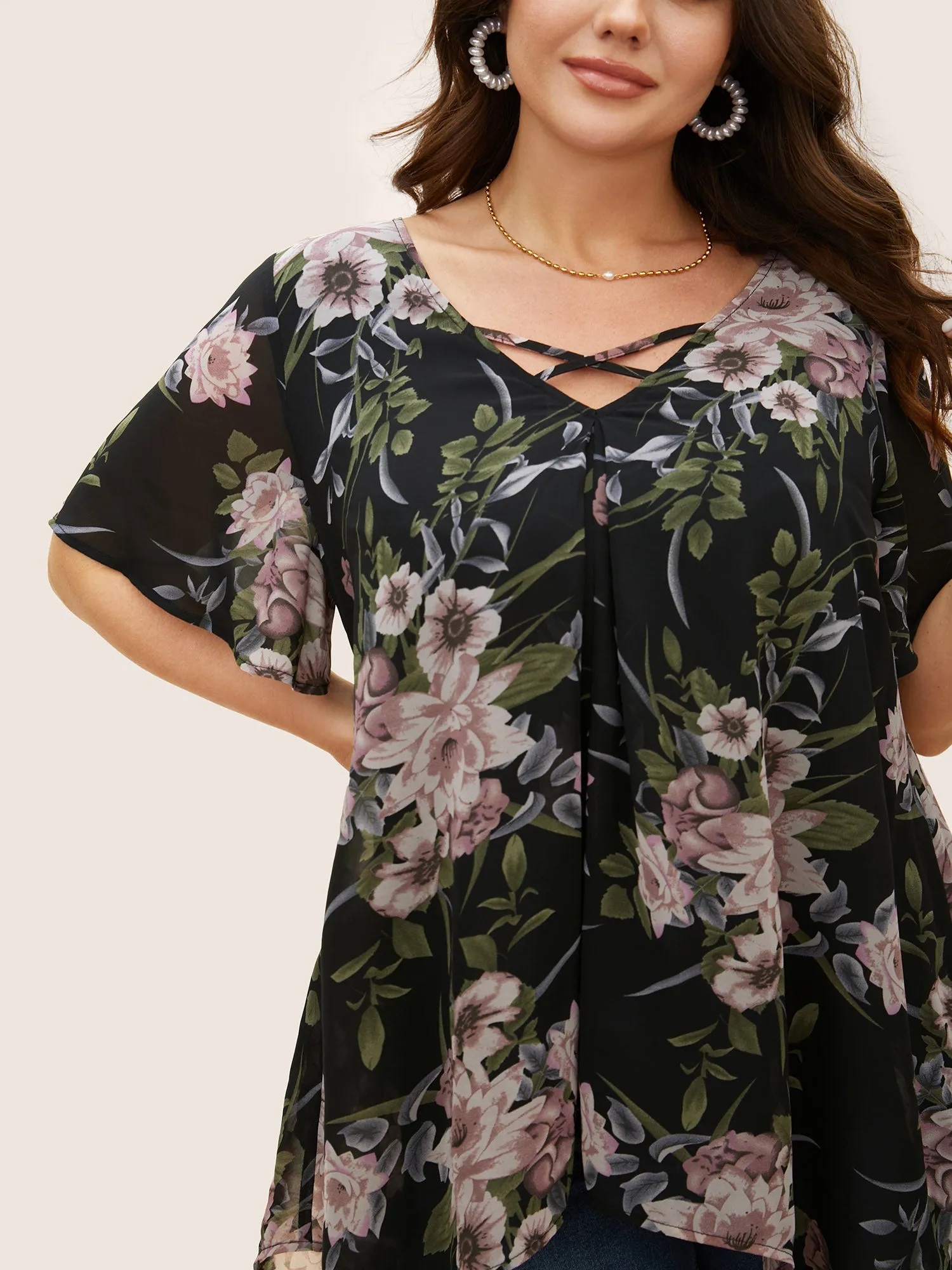 Chiffon Floral Crisscross Hanky Hem Blouse sold by Bloomchic product image thumbnail 4