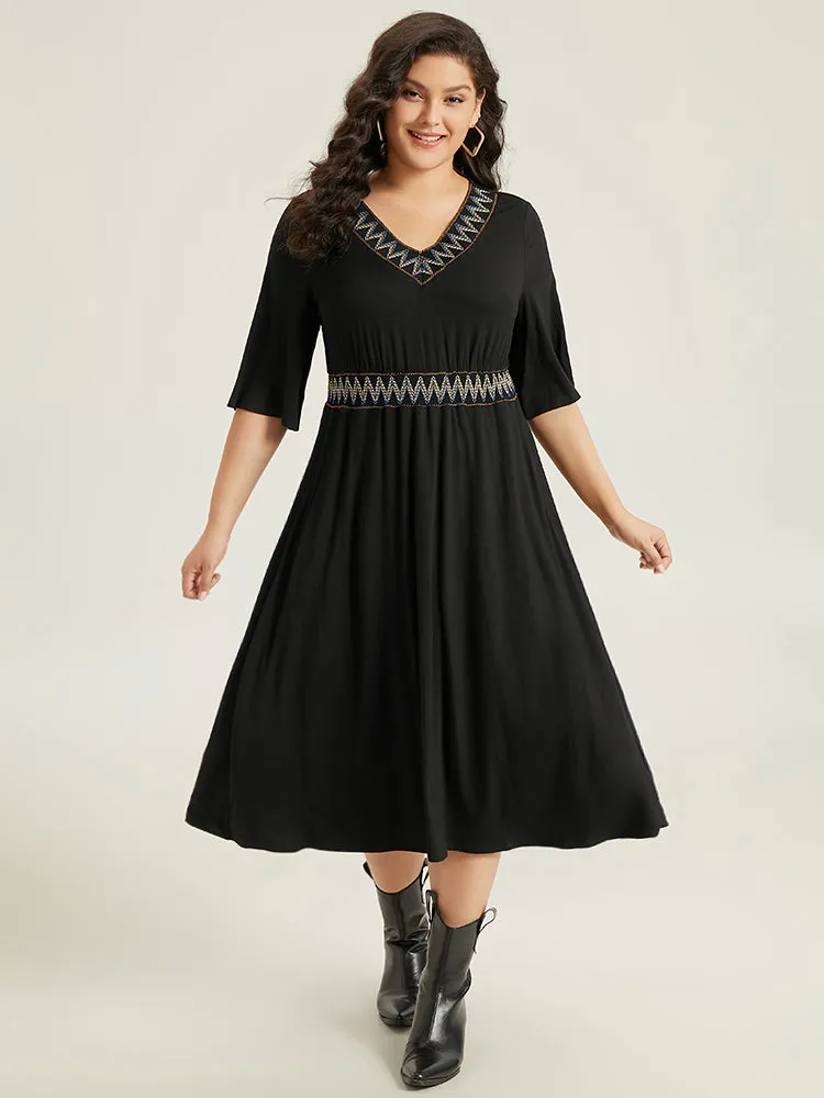 Supersoft Essentials Geometric Contrast Webbing Dress sold by Bloomchic product image thumbnail 2