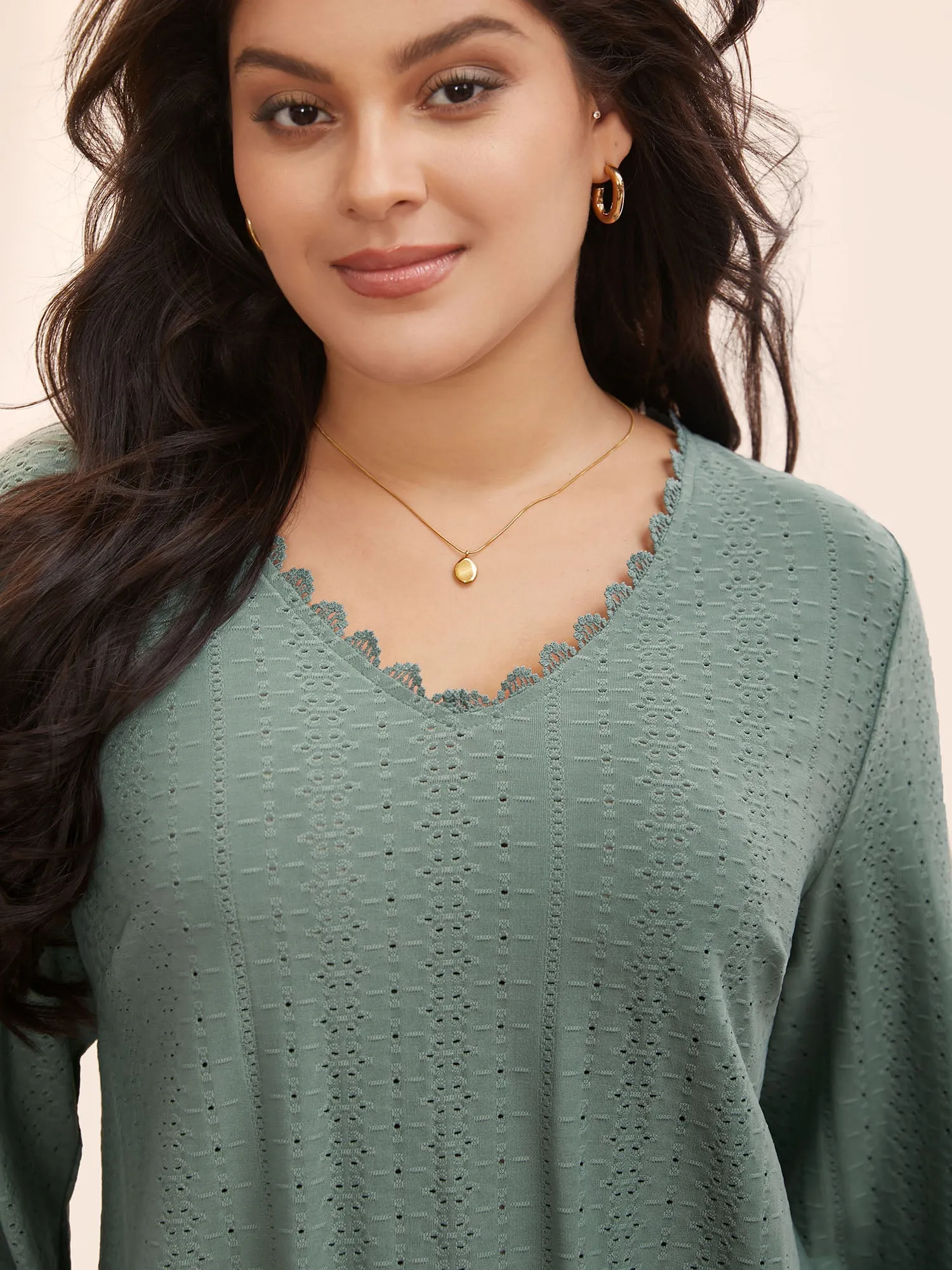 Solid Lace Panel Lantern Sleeve T-shirt sold by Bloomchic product image thumbnail 4