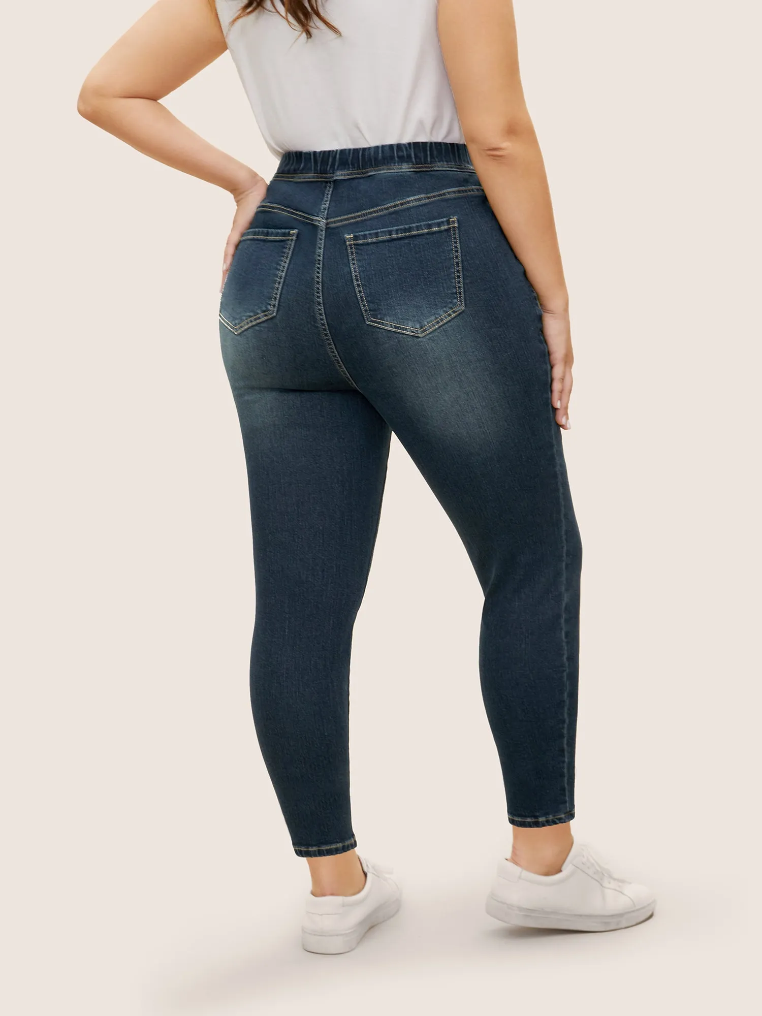 Dark Wash Elastic Waist Slim Cropped Jeans sold by Bloomchic product image thumbnail 2