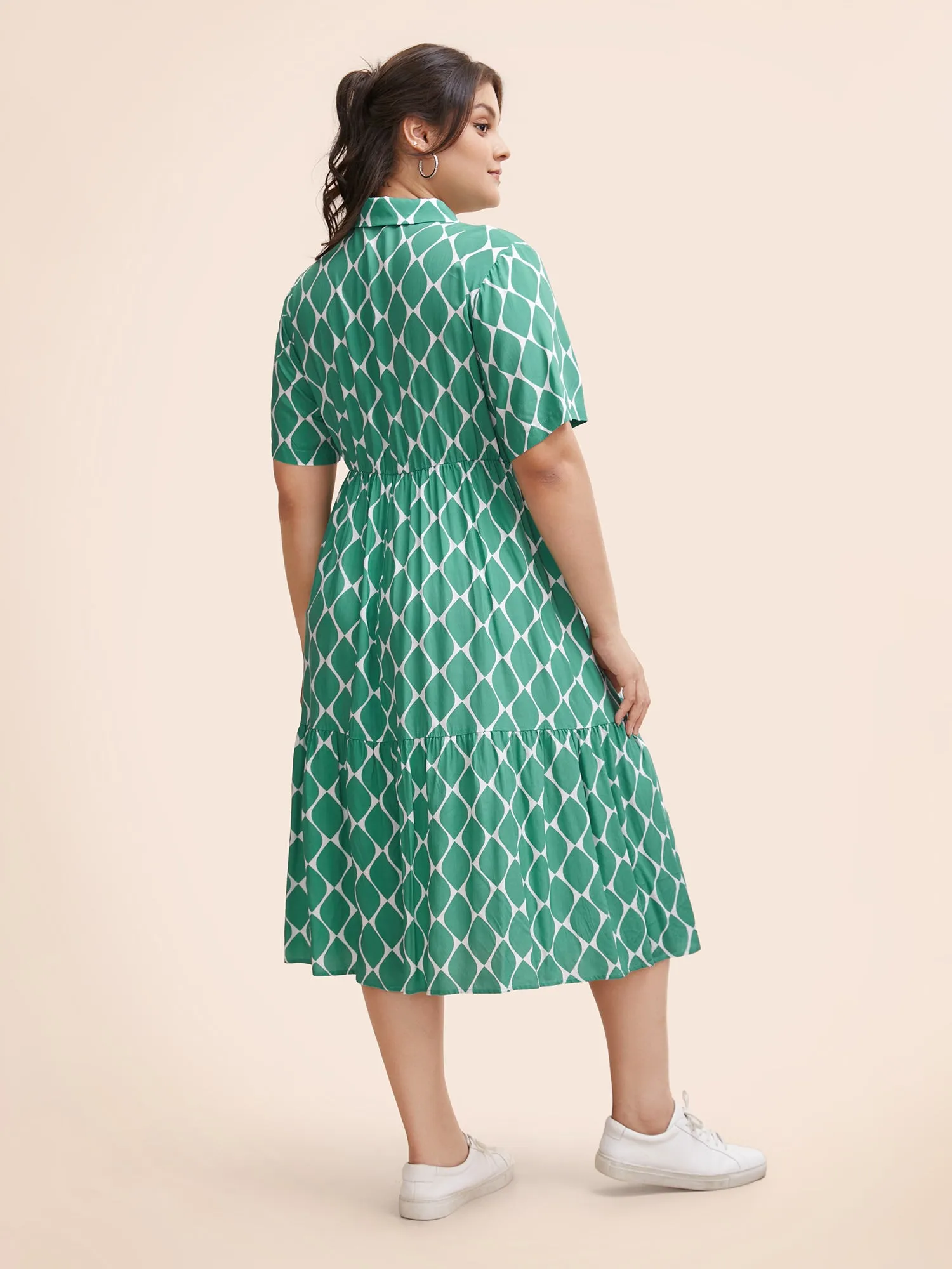 Geometric Tiered Elastic Waist Midi Shirt Dress sold by Bloomchic product image thumbnail 3