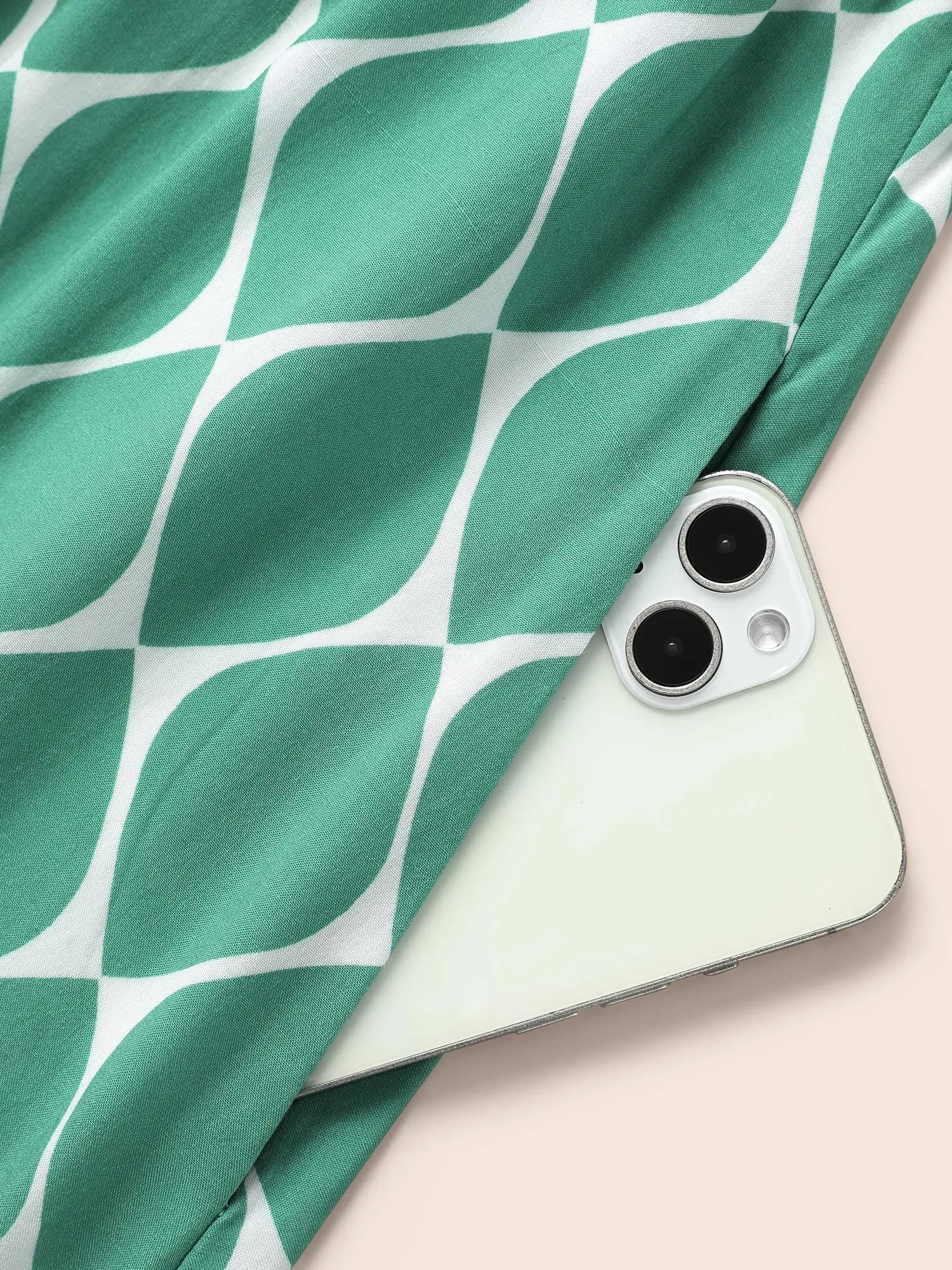 Geometric Tiered Elastic Waist Midi Shirt Dress sold by Bloomchic product image thumbnail 5