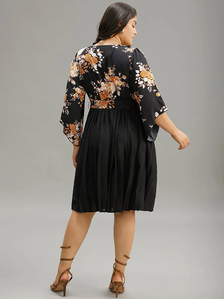 Floral Print Bell Sleeve Belted Pleated Hem Dress sold by Bloomchic product image thumbnail 3