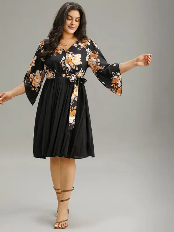 Floral Print Bell Sleeve Belted Pleated Hem Dress sold by Bloomchic