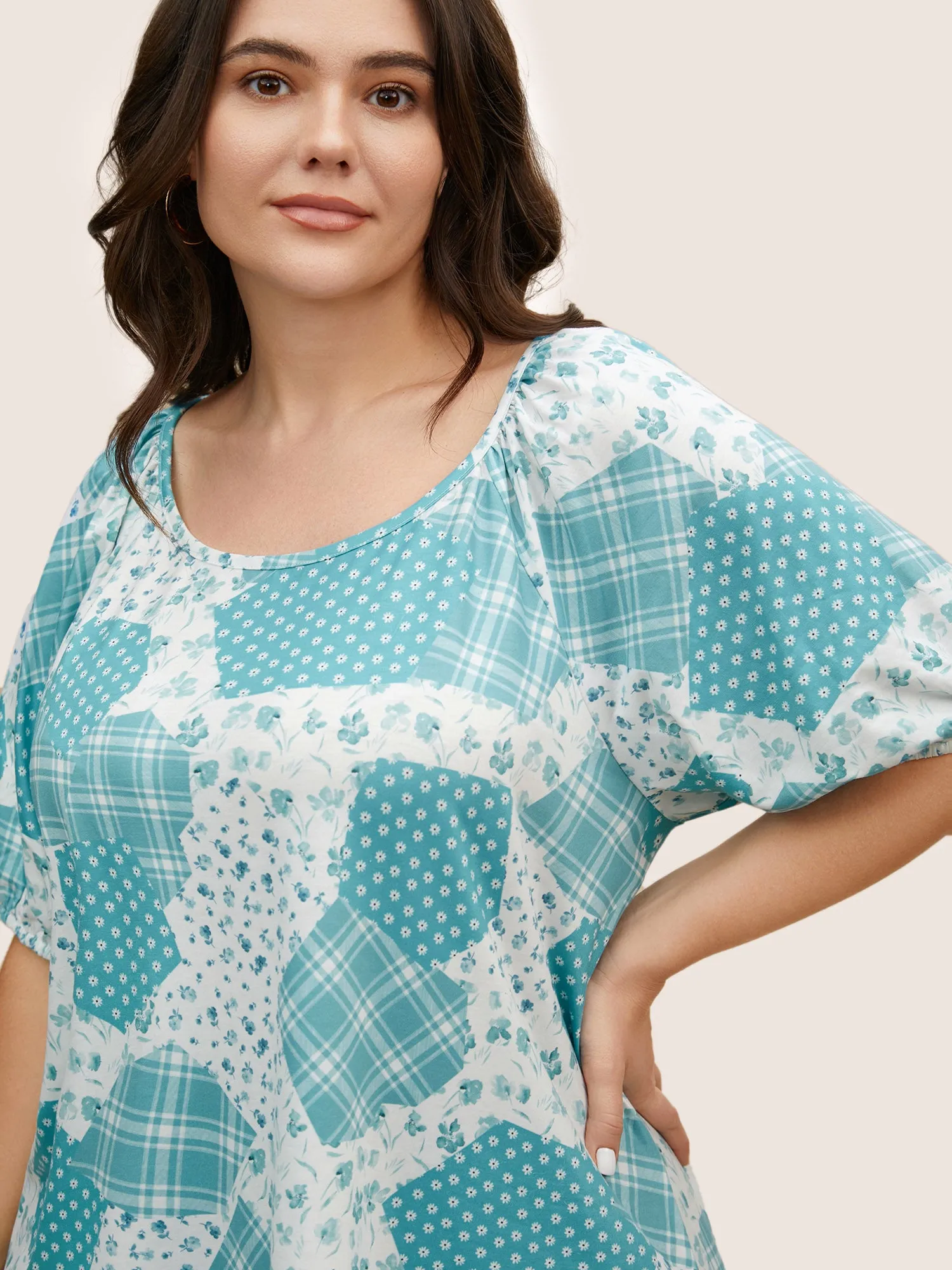 Bandana Print Patchwork Lantern Sleeve T-shirt sold by Bloomchic product image thumbnail 4