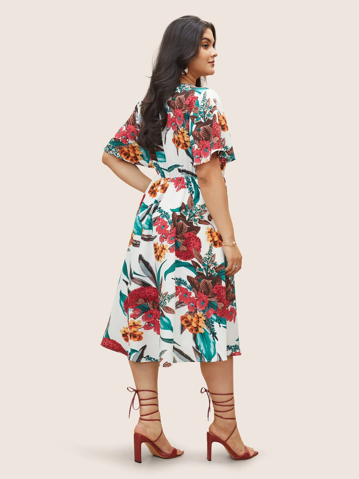 Floral Print Keyhole Pocket Ruffle Sleeve Dress sold by Bloomchic product image thumbnail 3