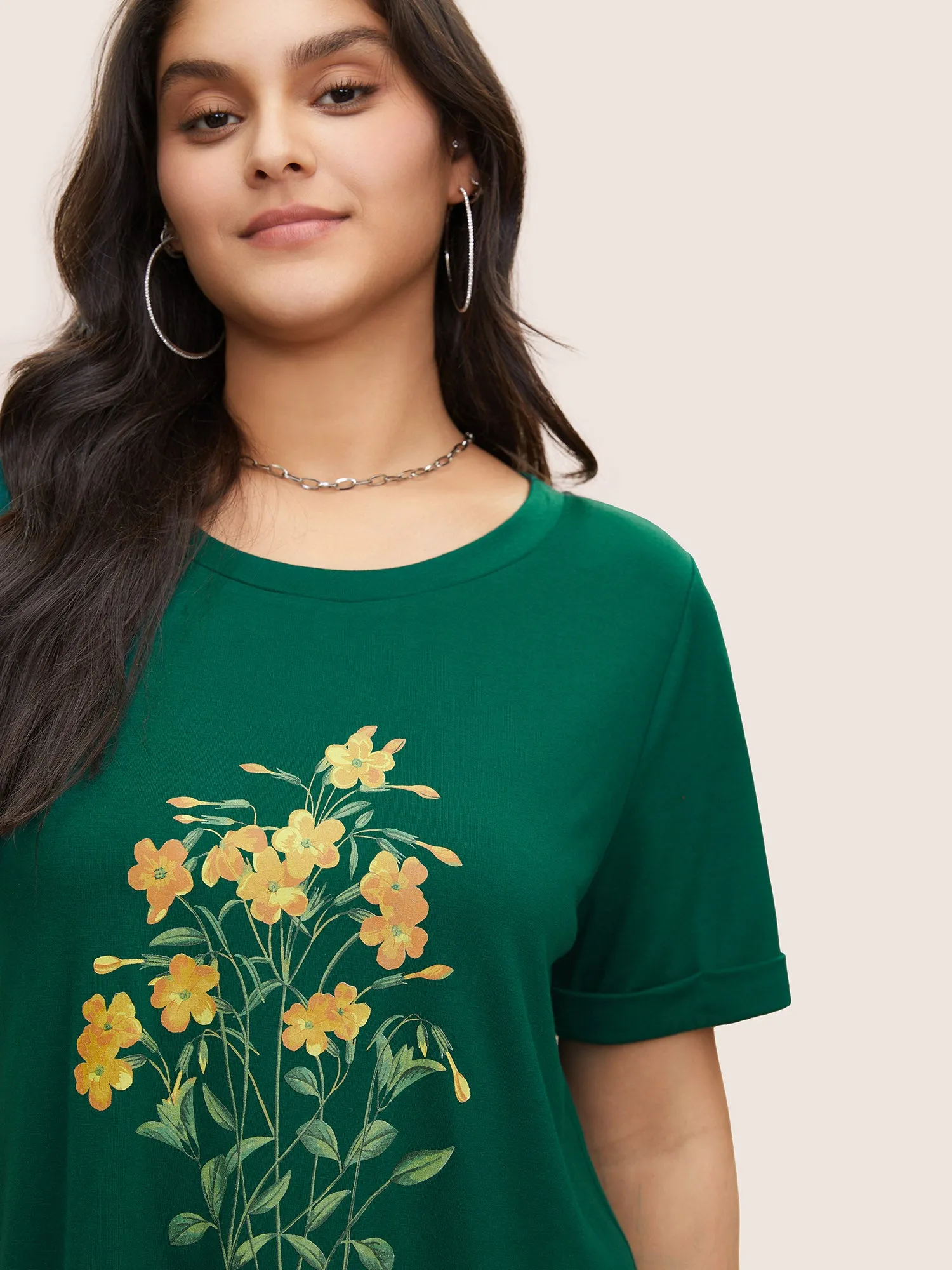 Floral Print Cuffed Sleeve Crew Neck T-shirt sold by Bloomchic product image thumbnail 4