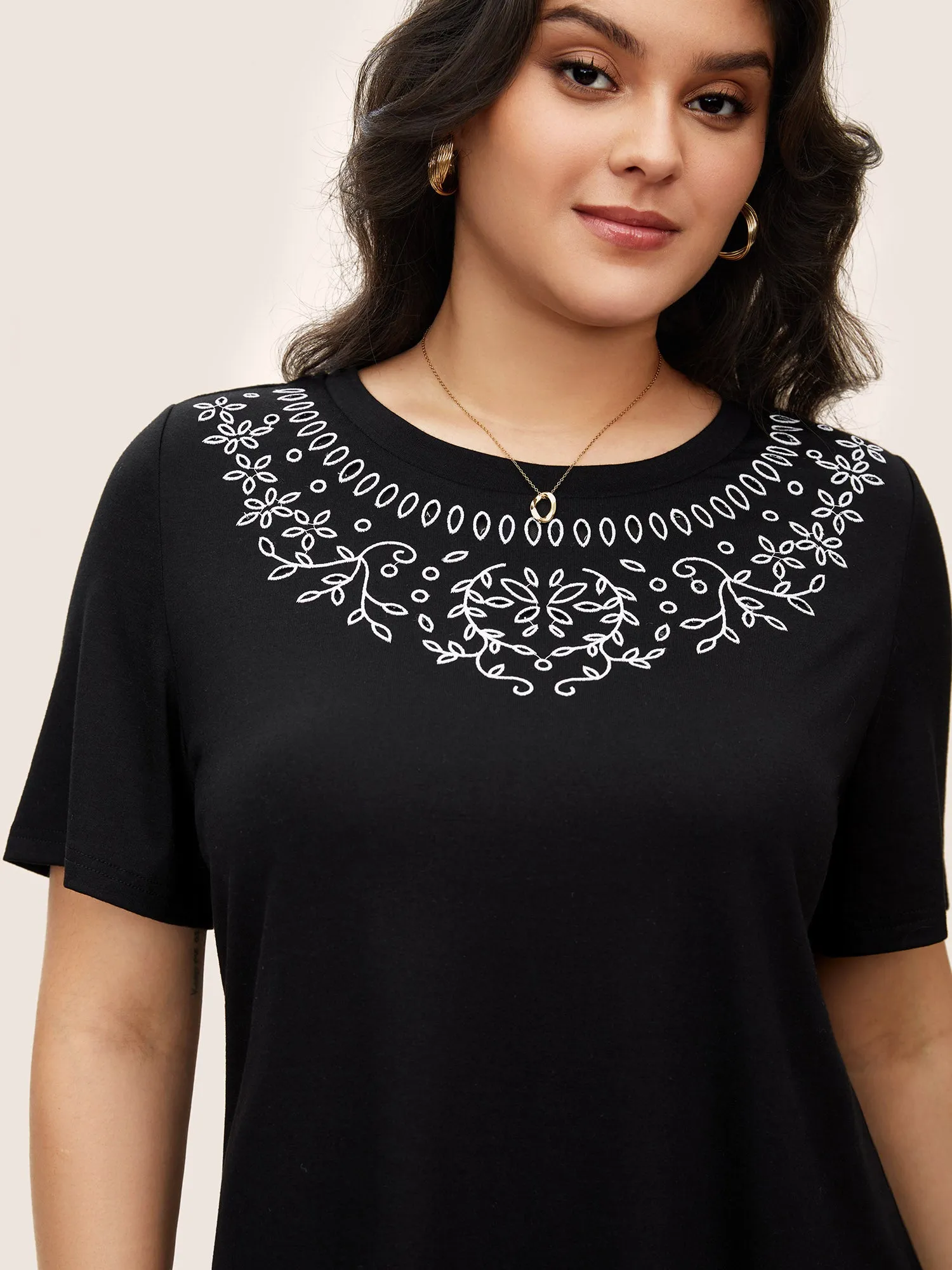 Floral Embroidered Round Neck T-shirt sold by Bloomchic product image thumbnail 4