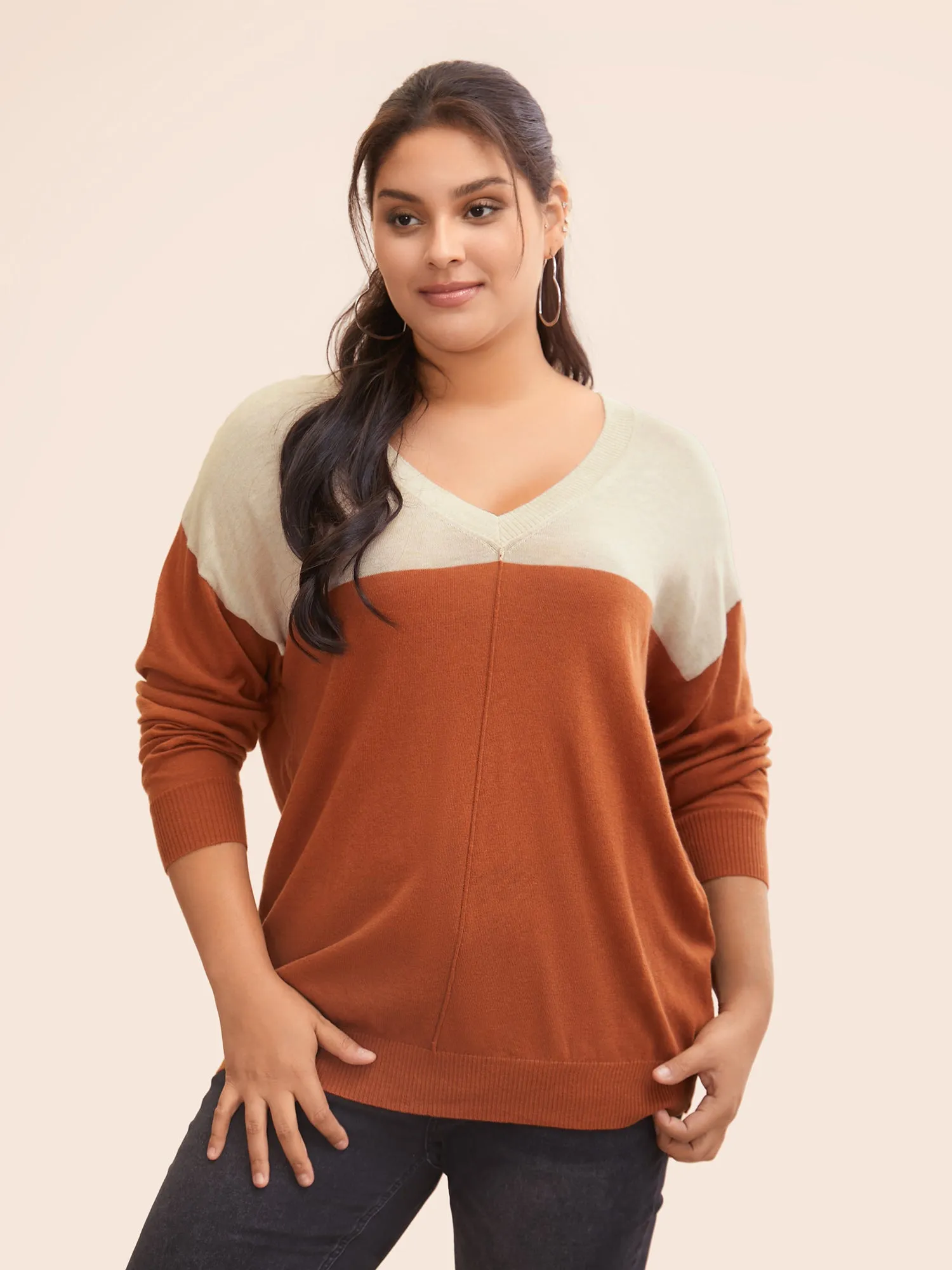 Supersoft Essentials Colorblock Two Tone Patchwork V Neck Pullover sold by Bloomchic product image thumbnail 5