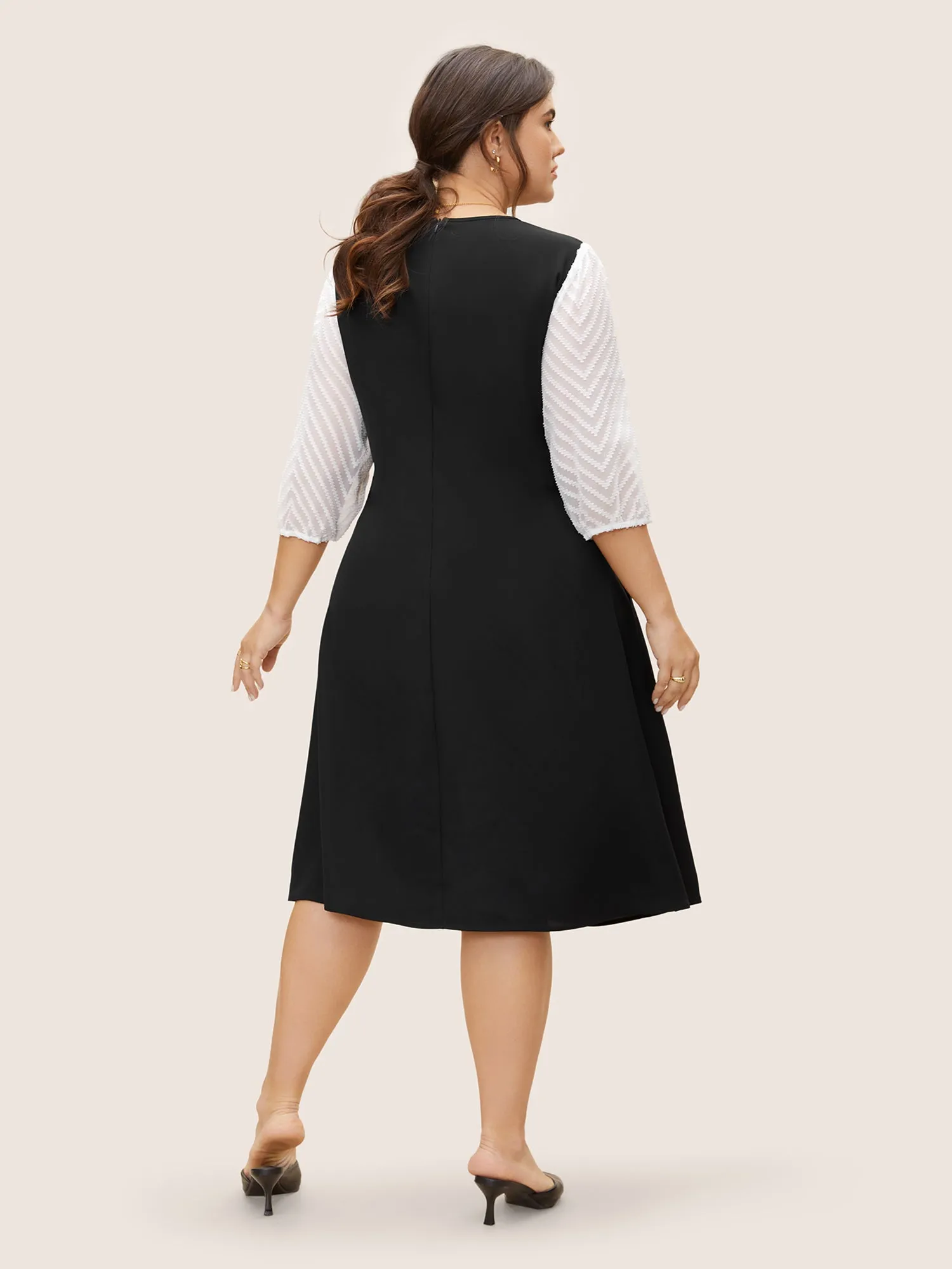 Crew Neck Patchwork Lantern Sleeve Dress sold by Bloomchic product image thumbnail 4