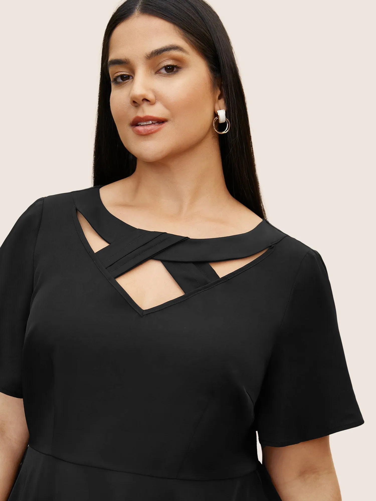 Plain Cut Out Gathered Flutter Sleeve Blouse sold by Bloomchic product image thumbnail 4